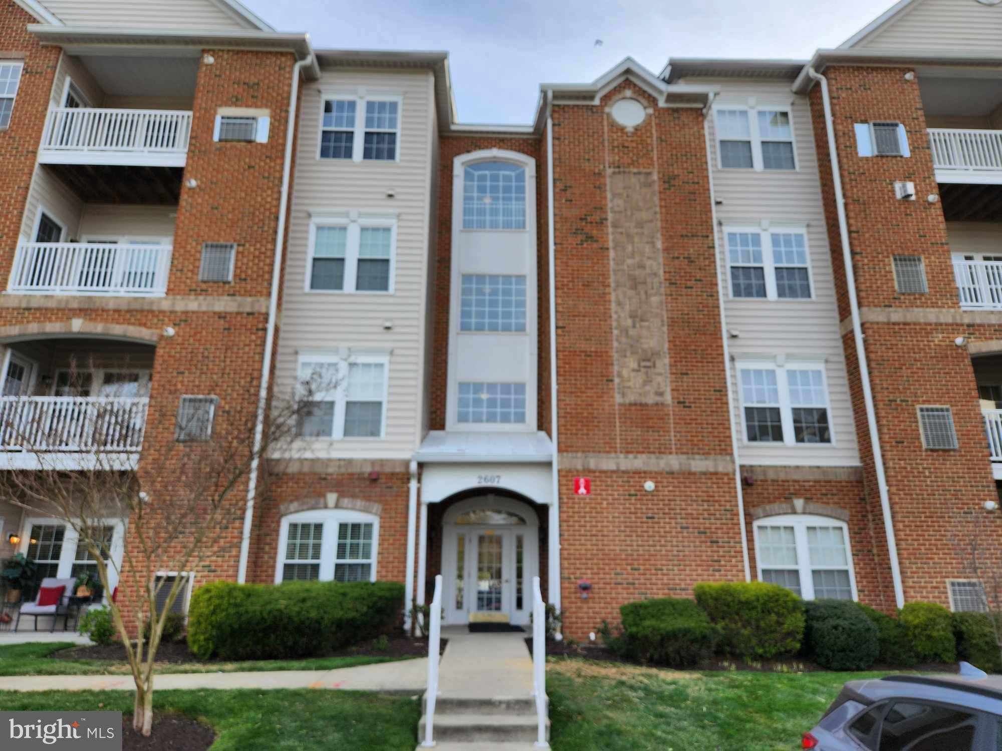 Odenton, MD 21113,2607 CLARION CT #304