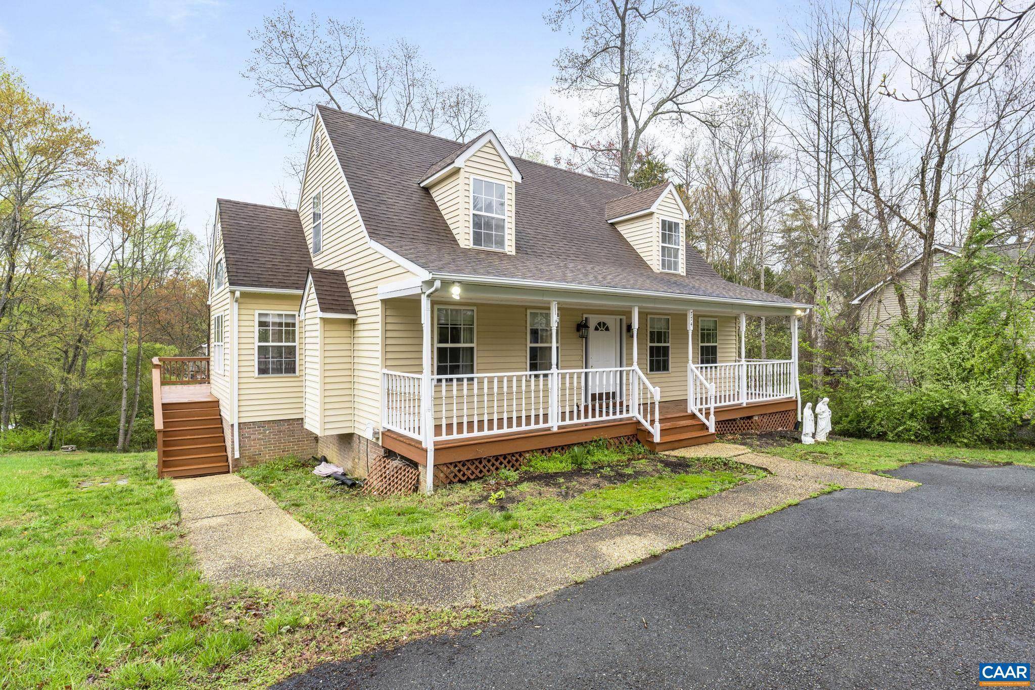 Palmyra, VA 22963,774 JEFFERSON DR