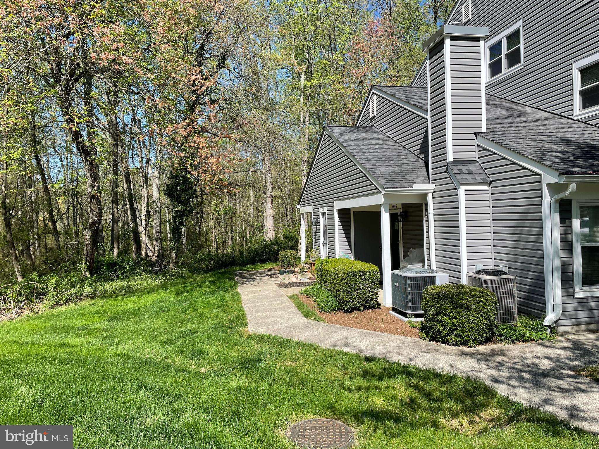 Clifton, VA 20124,5801 ORCHARD HILL CT #5801