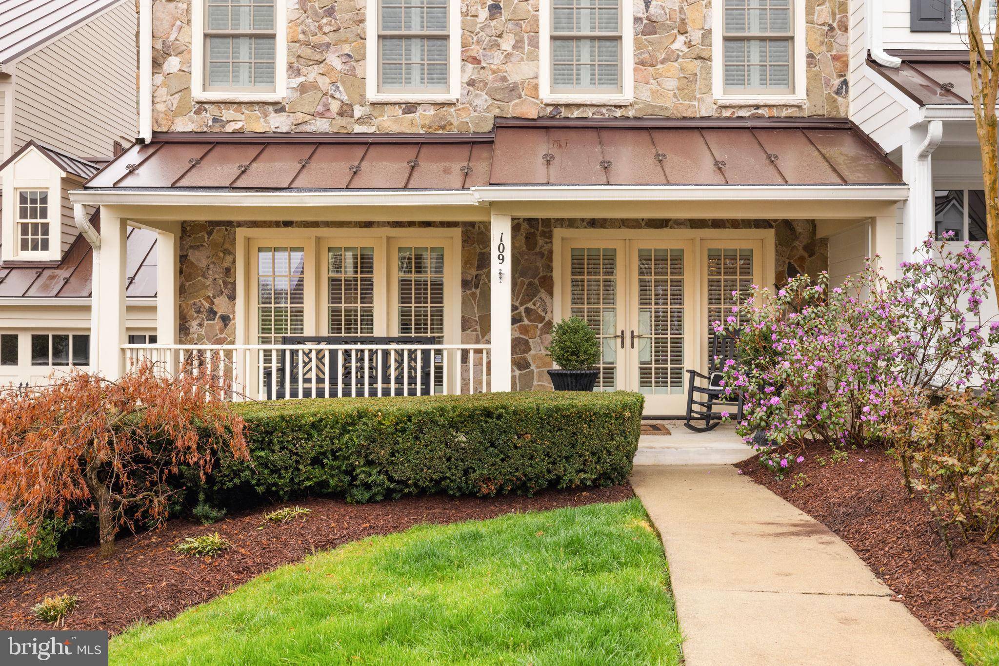 Middleburg, VA 20117,109 N JAY ST