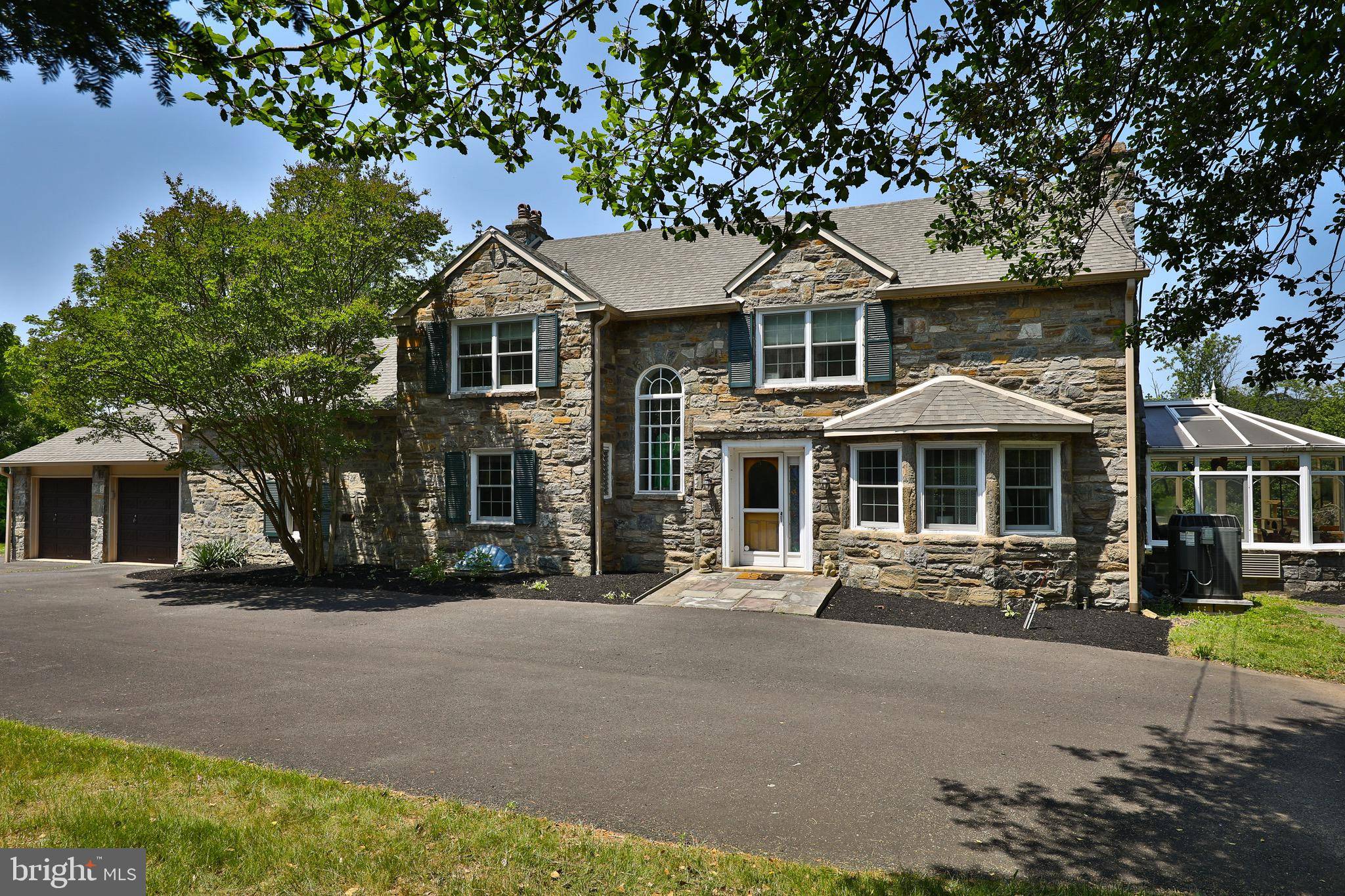 Huntingdon Valley, PA 19006,1649 OLD WELSH RD