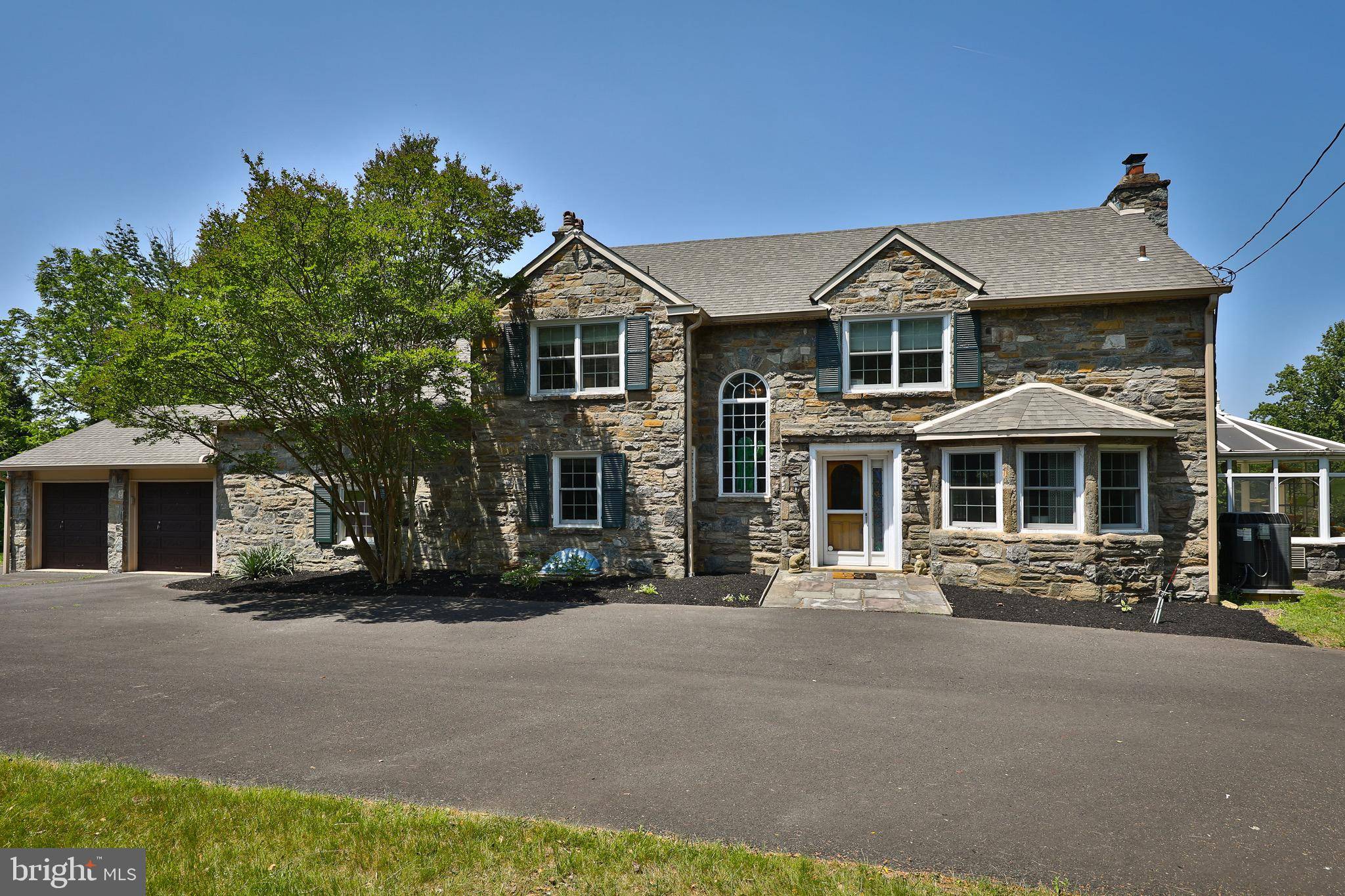 Huntingdon Valley, PA 19006,1649 OLD WELSH RD