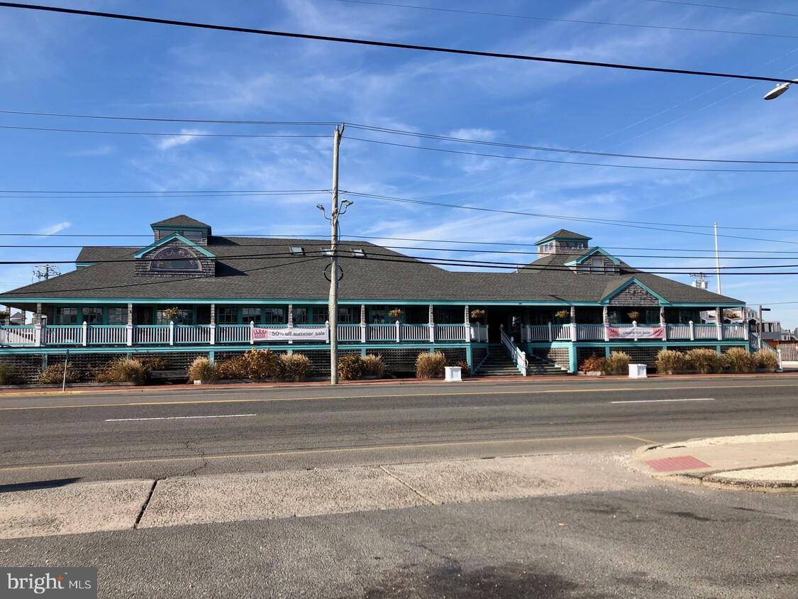 Beach Haven, NJ 08008,1002 N BAY AVE