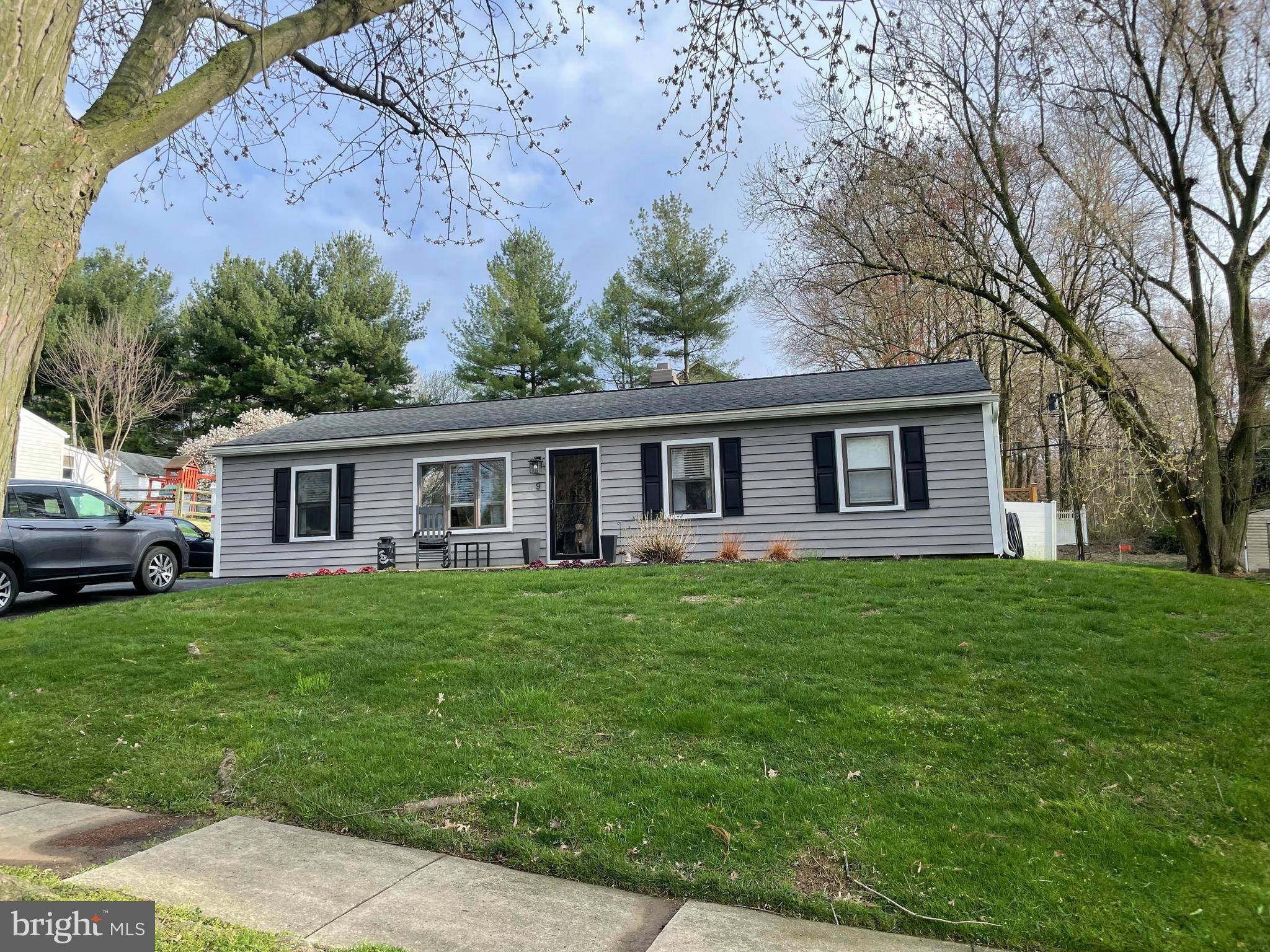 West Grove, PA 19390,9 CHARTWELL RD