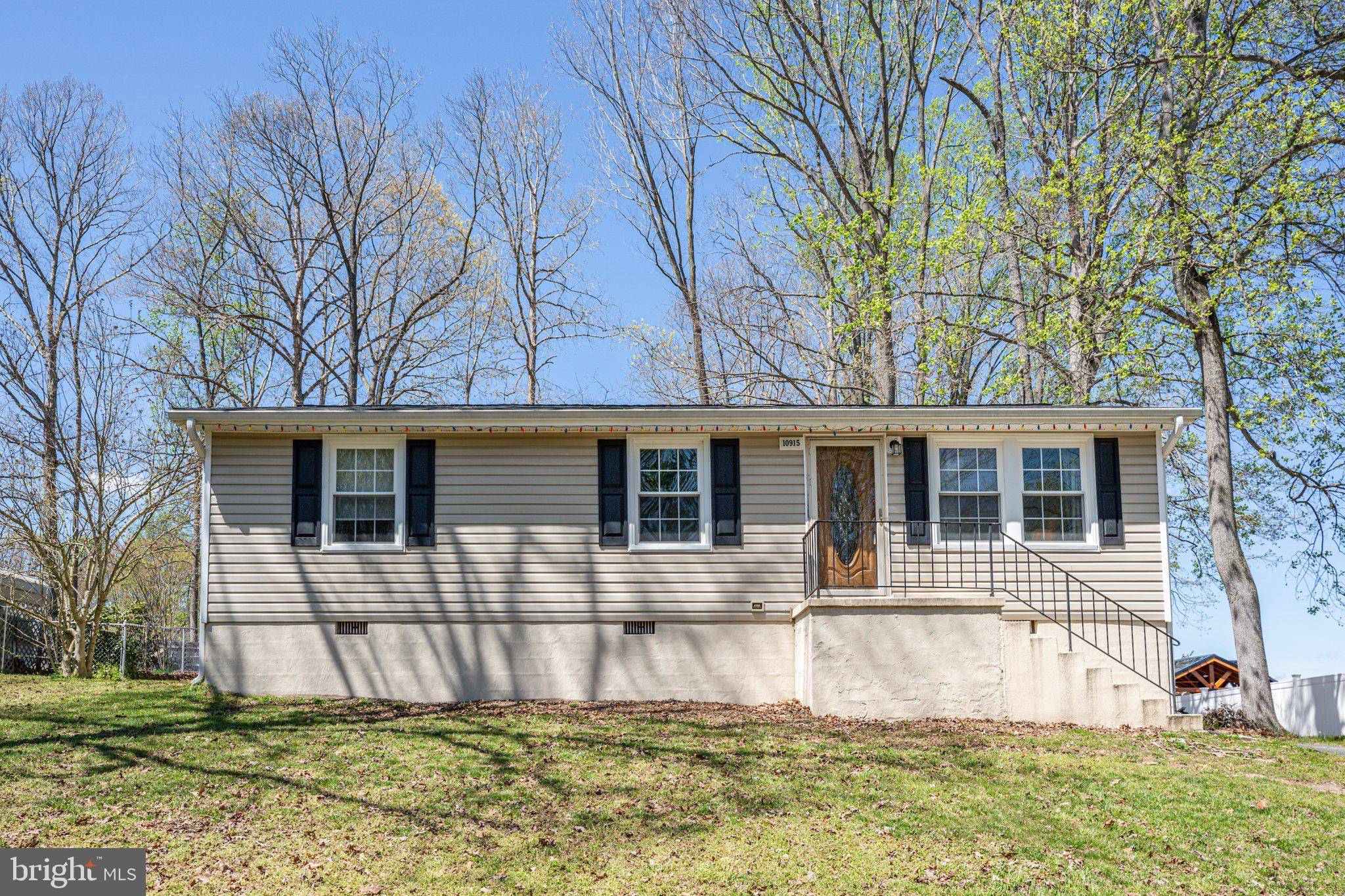 Fredericksburg, VA 22407,10915 BUCKSKIN LN