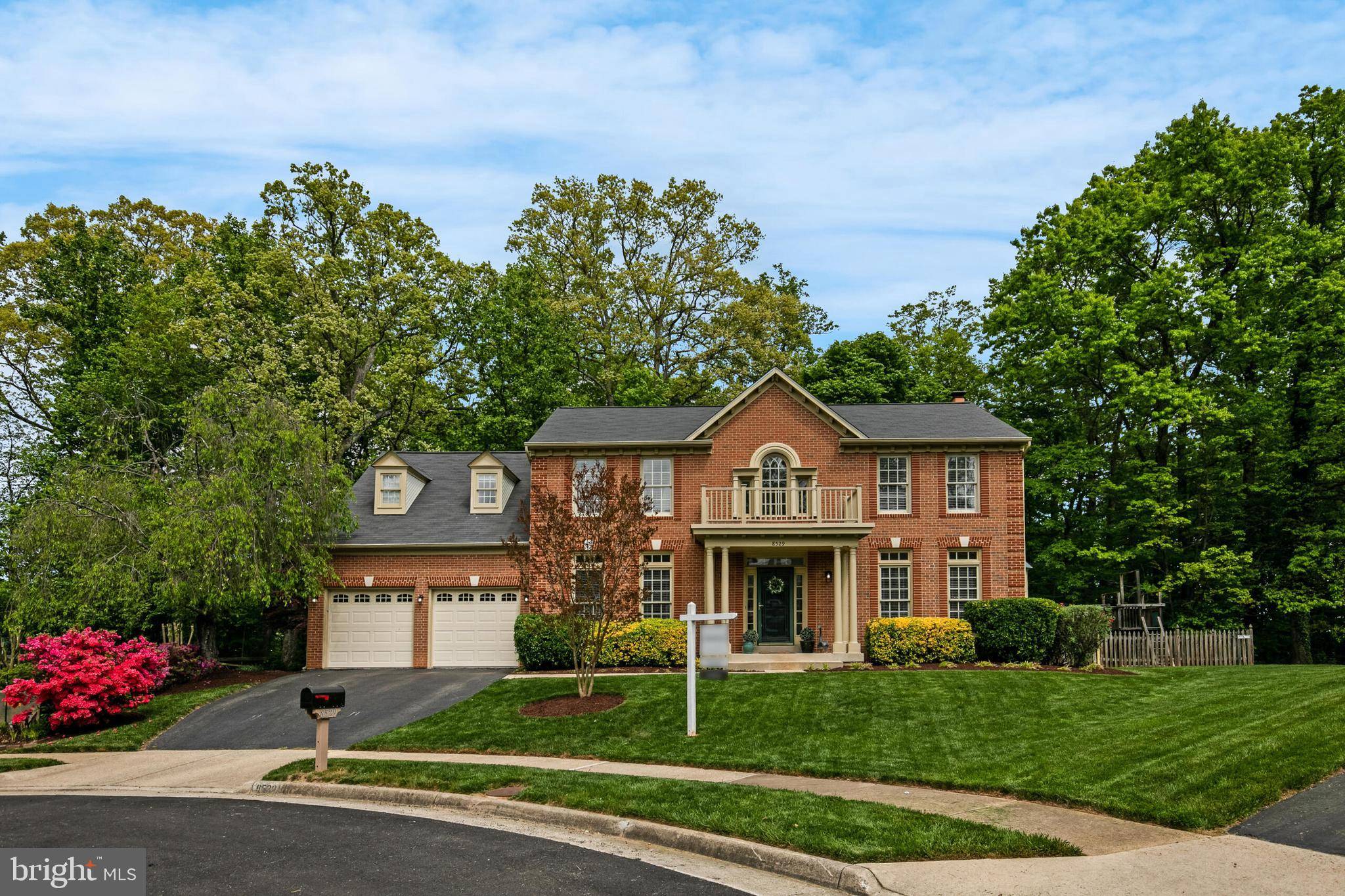 Fairfax Station, VA 22039,8529 OAK POINTE WAY