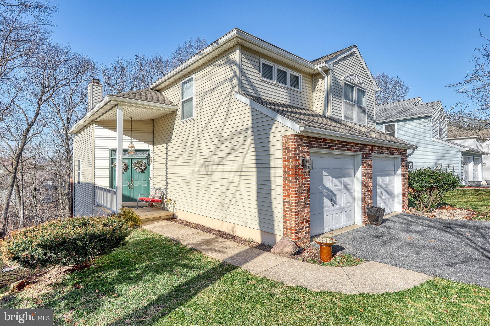 Harrisburg, PA 17111,6104 SUMMIT POINTE DR