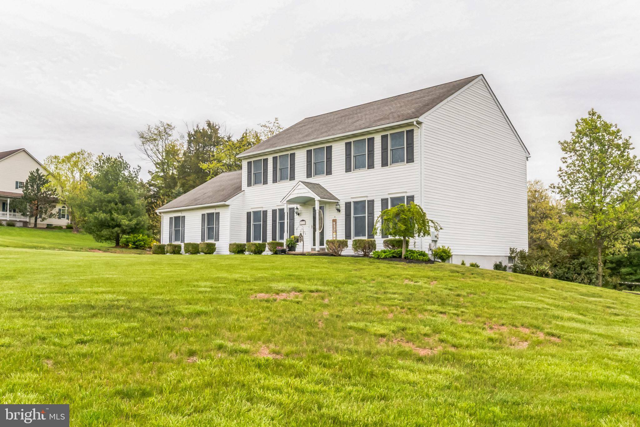 East Greenville, PA 18041,2112 FOX HOLLOW LN