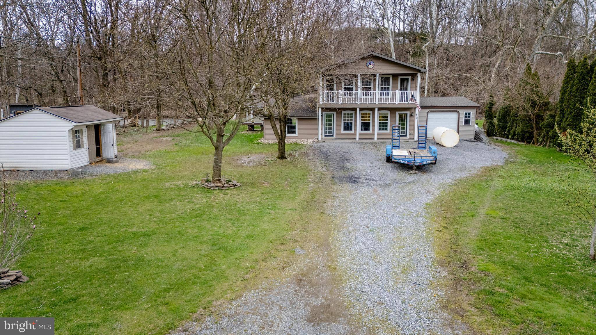 Lenhartsville, PA 19534,450 CREEK LN