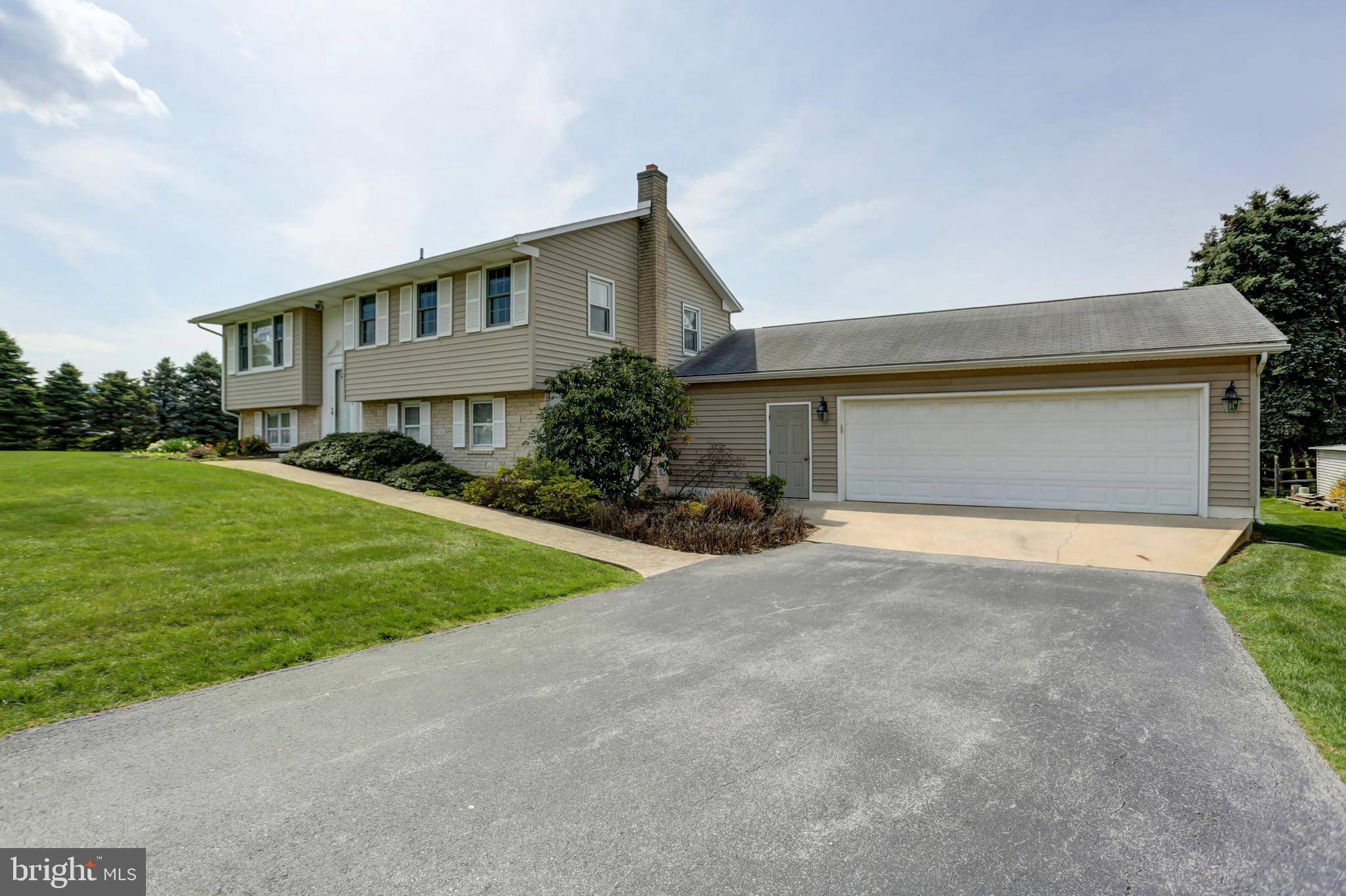 Shippensburg, PA 17257,21 CARLA DR