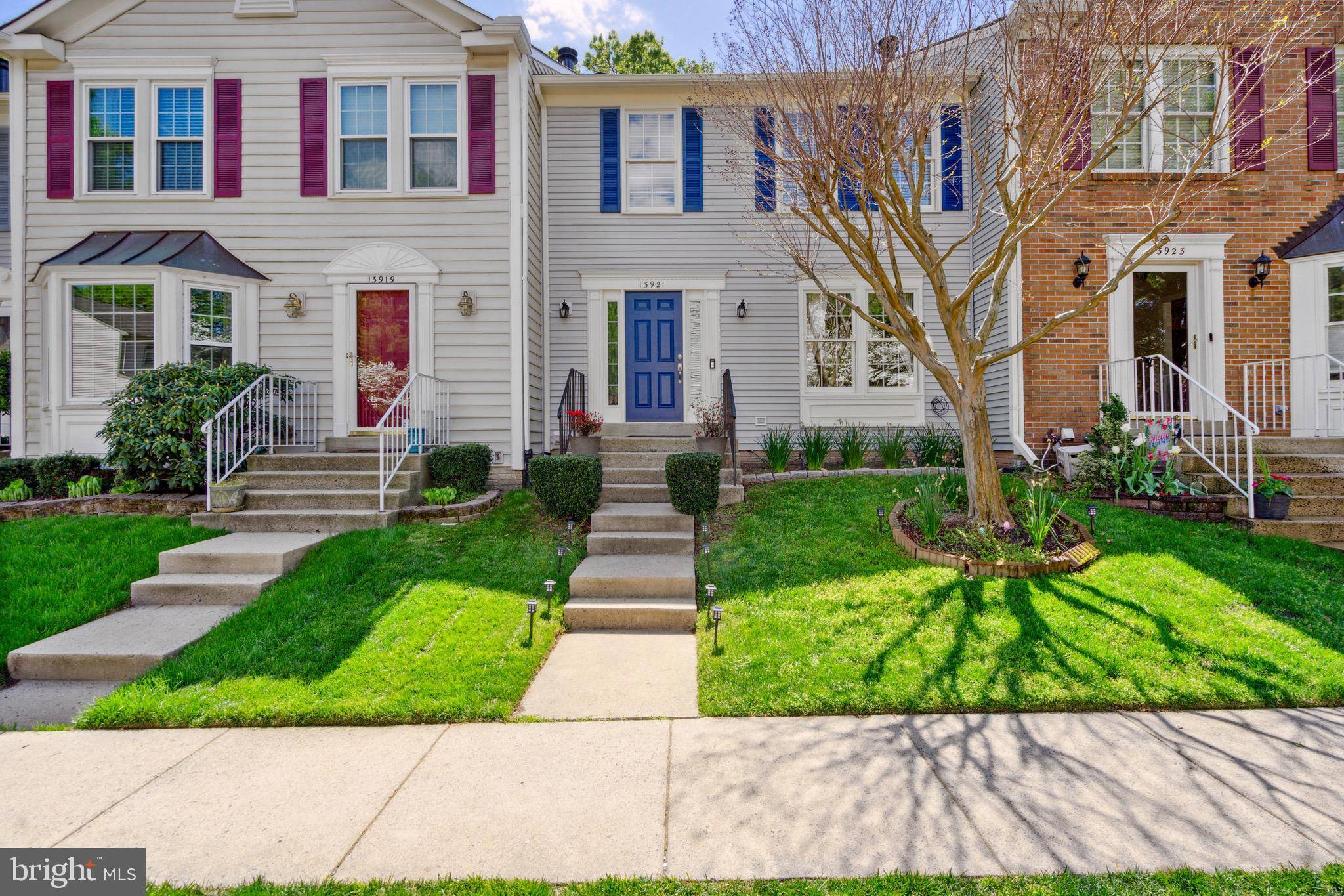 Centreville, VA 20121,13921 WATERFLOW PL