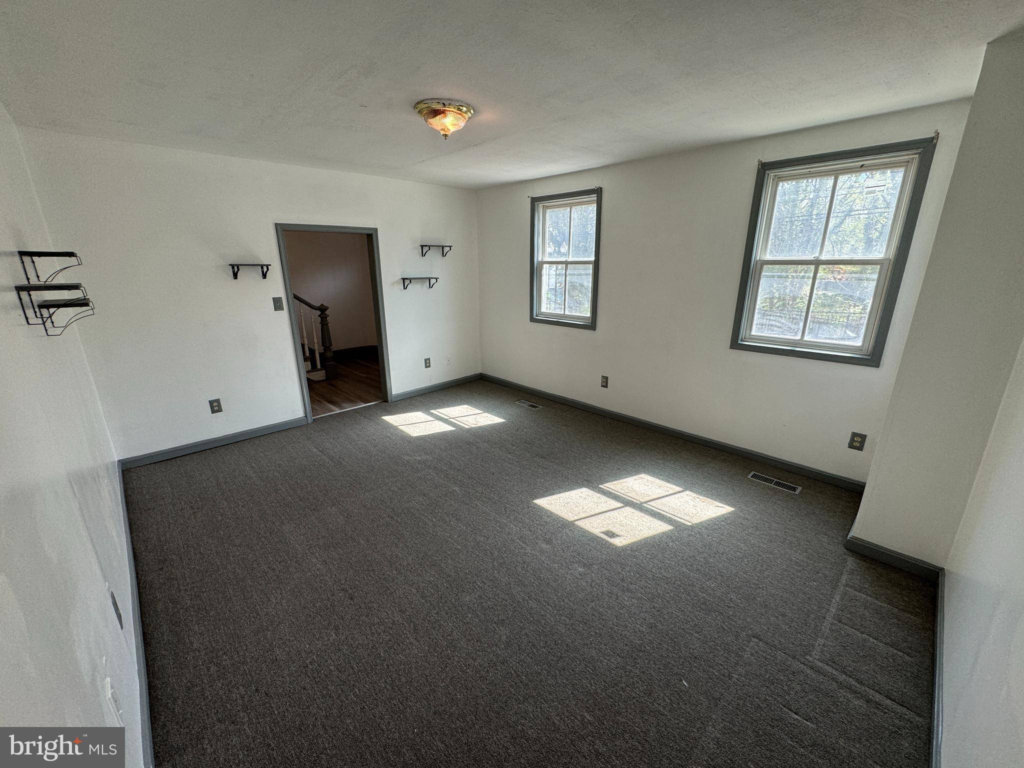 Winchester, VA 22601,413 S BRADDOCK ST