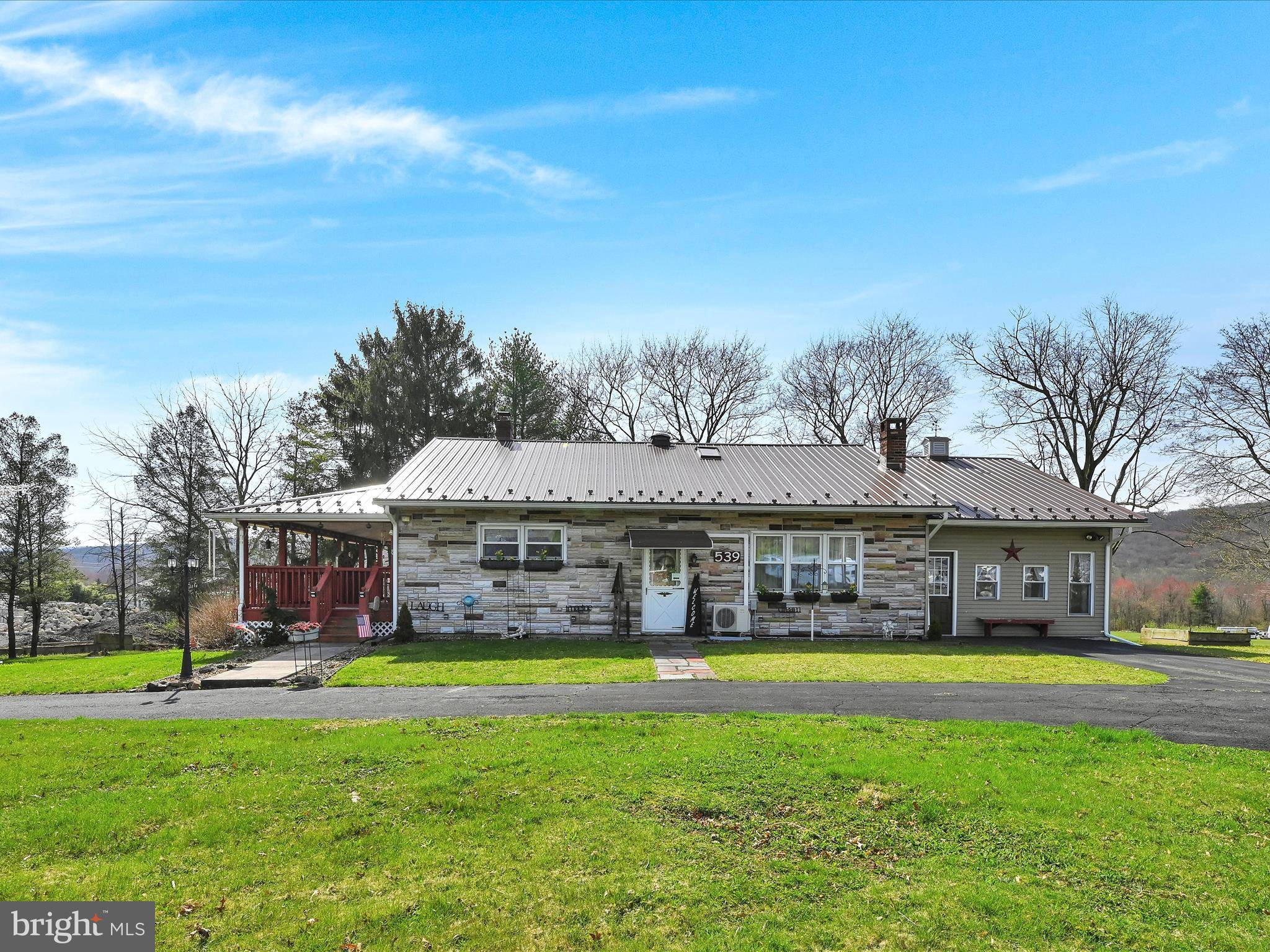 Pine Grove, PA 17963,539 SUEDBERG RD