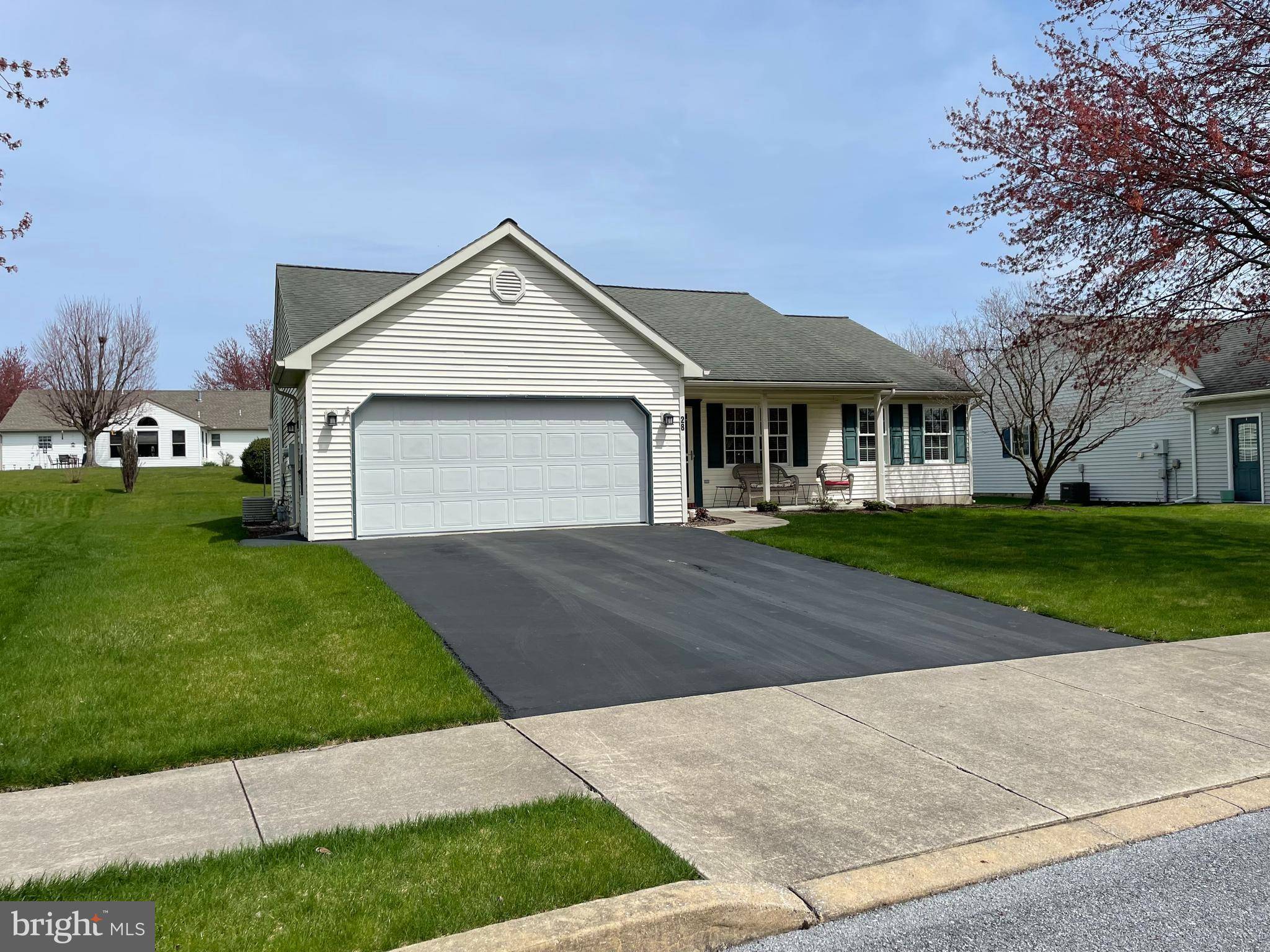 Myerstown, PA 17067,28 SPRINGHOUSE DR #122