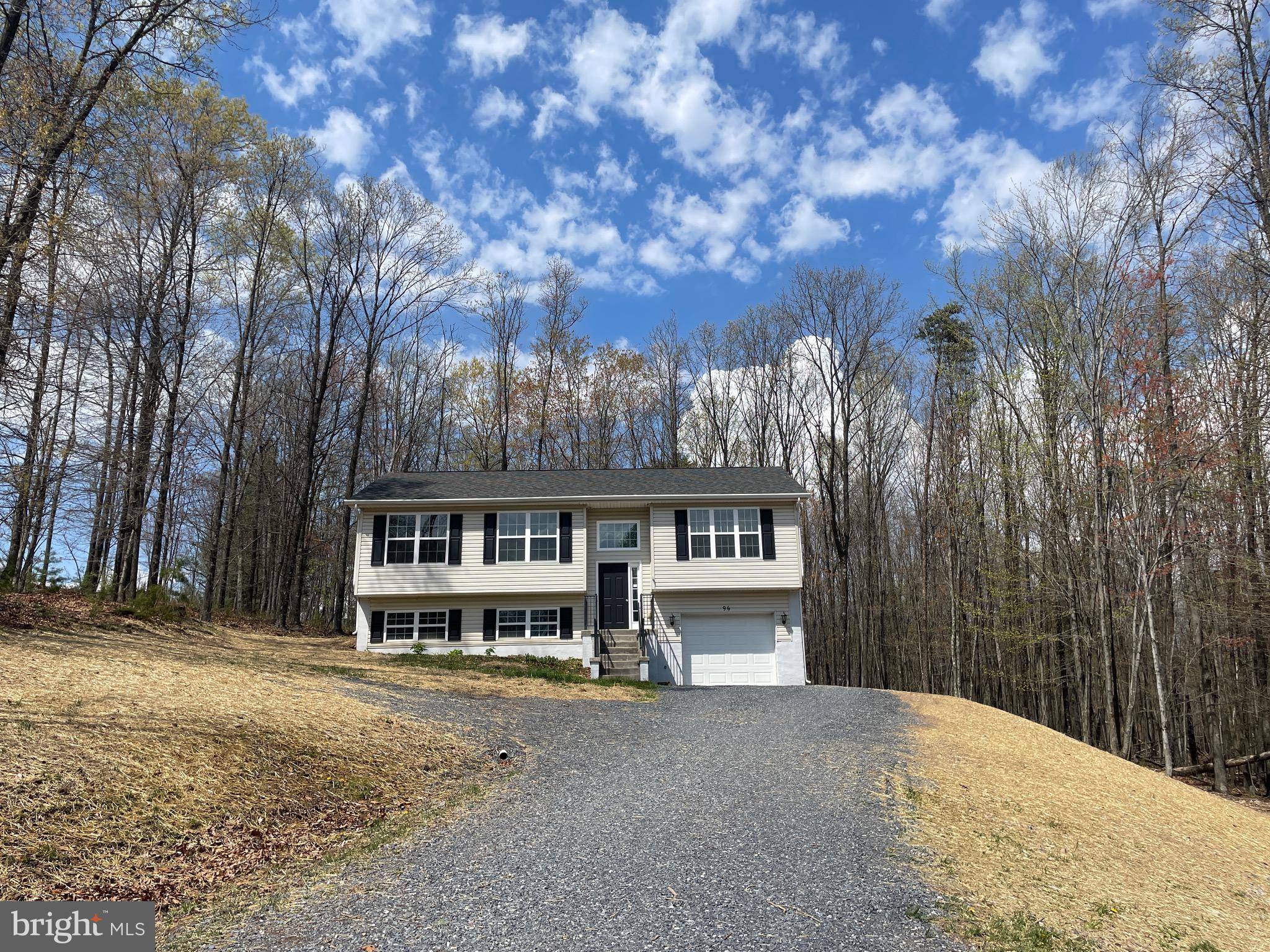 Paw Paw, WV 25434,96 TAHOE DR