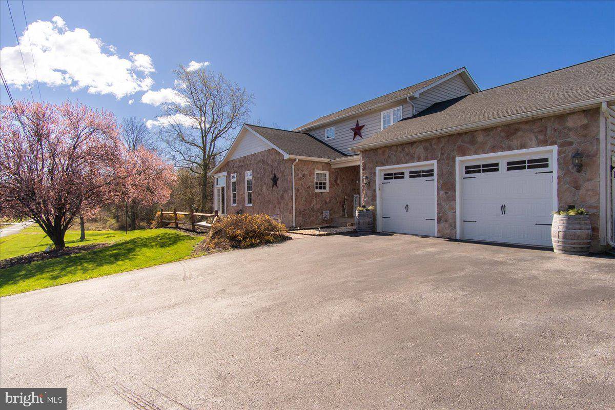 Fairfield, PA 17320,10 CREEK VIEW TRL