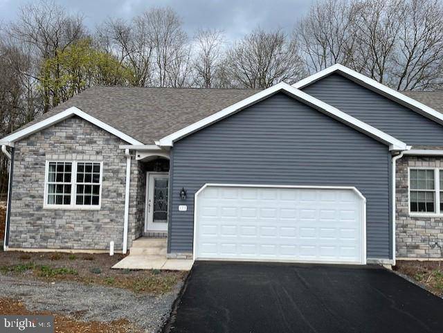 Bellefonte, PA 16823,127 BILBERRY CIR