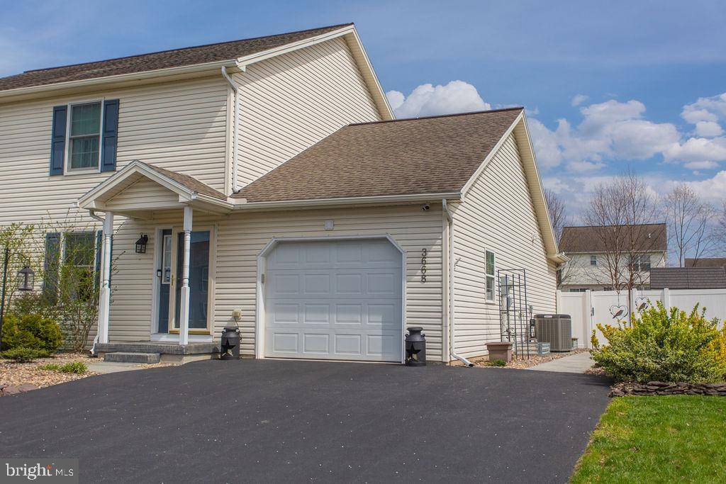 Fayetteville, PA 17222,3668 MOUNTAIN SHADOW DR