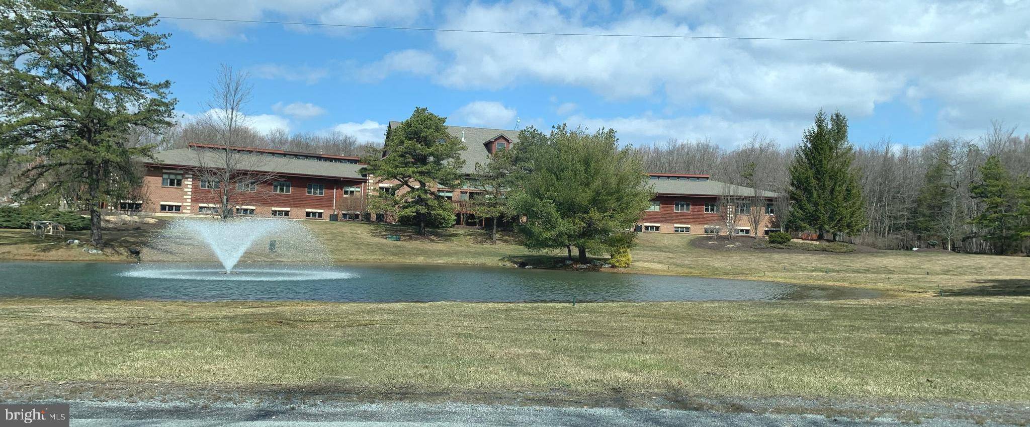 Hazleton, PA 18202,0 W FAIRWAY CIR