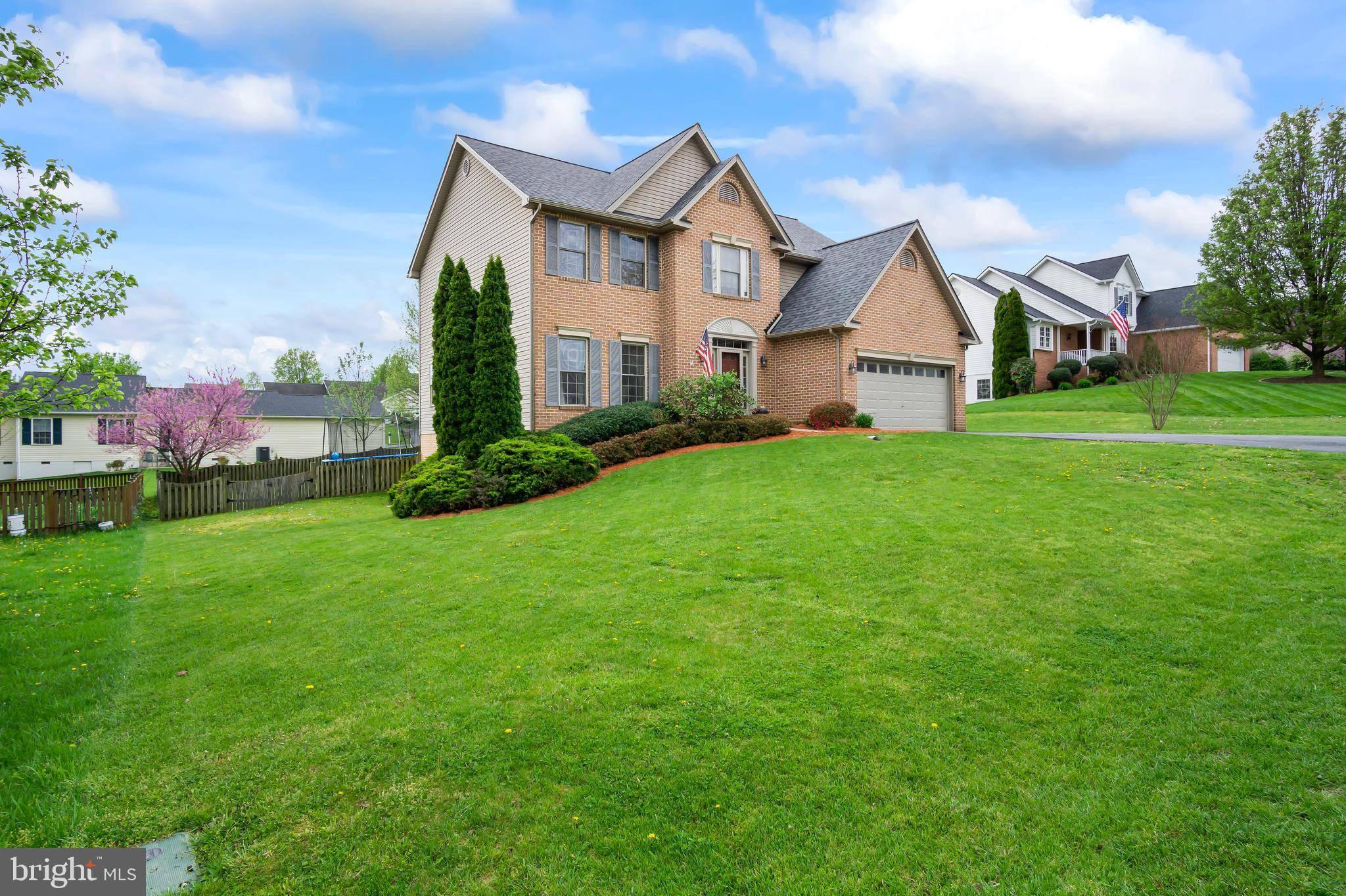 Falling Waters, WV 25419,119 CLEMSON DR