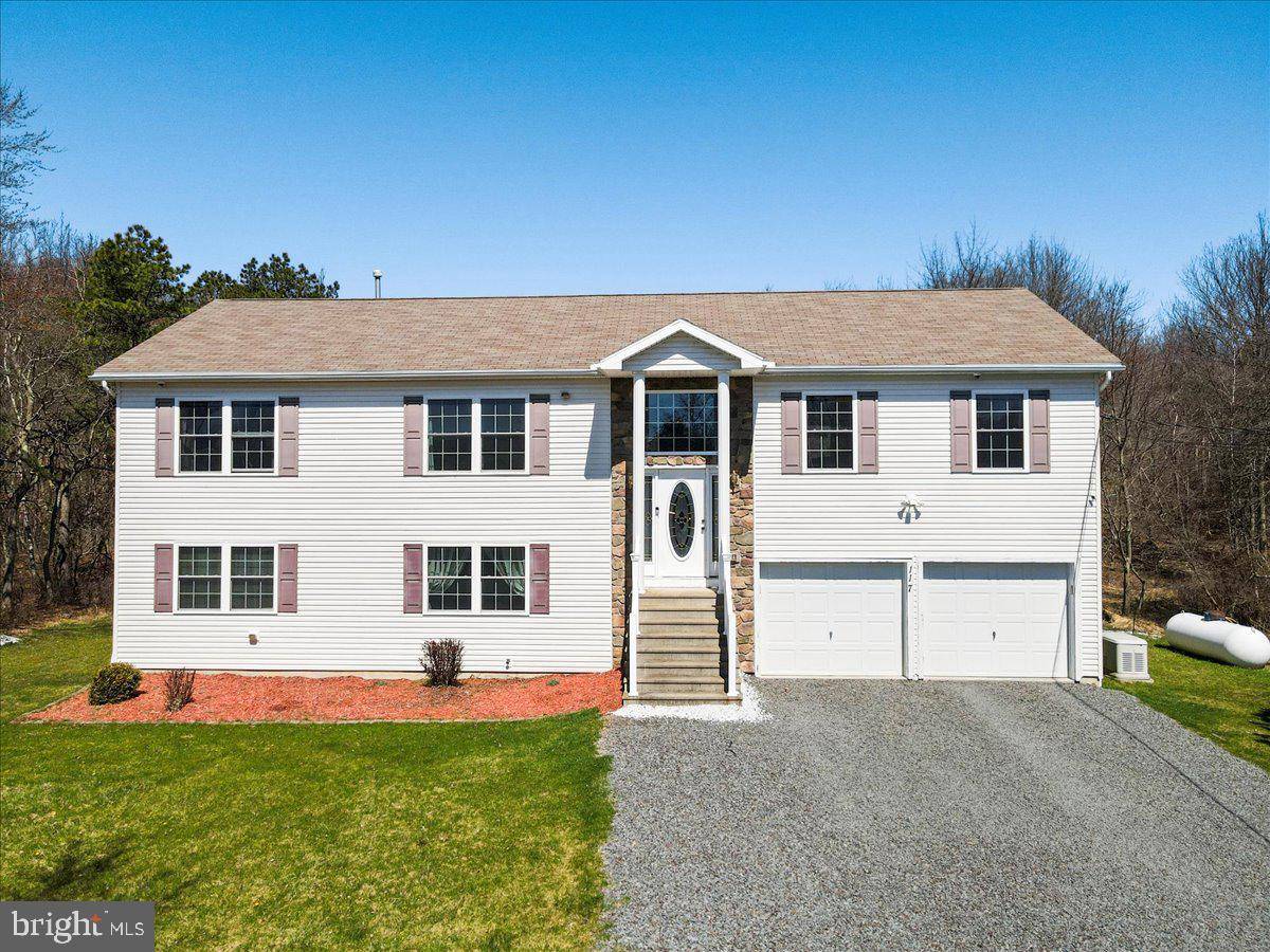 Long Pond, PA 18334,117 ASH DR