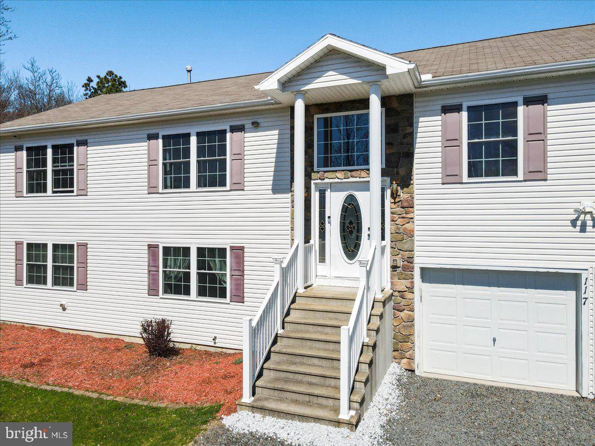 Long Pond, PA 18334,117 ASH DR