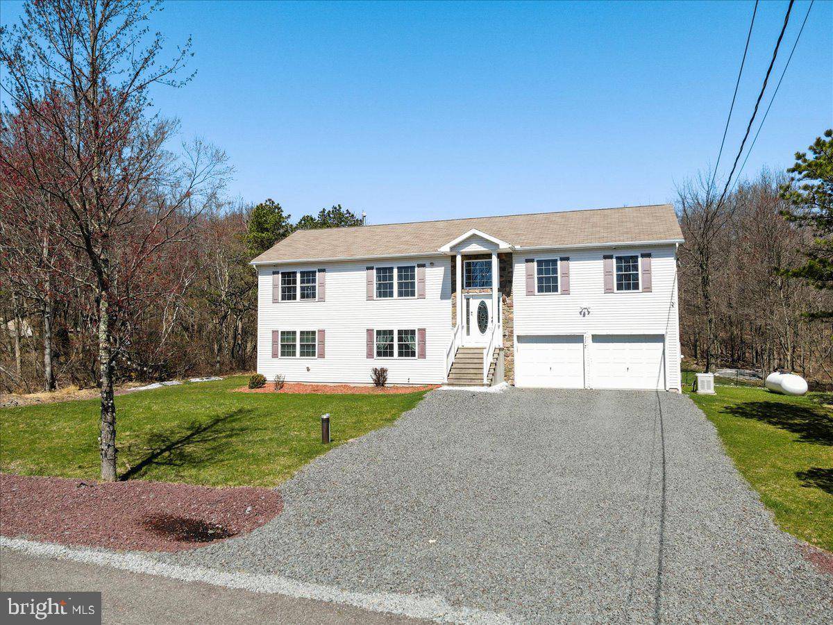 Long Pond, PA 18334,117 ASH DR