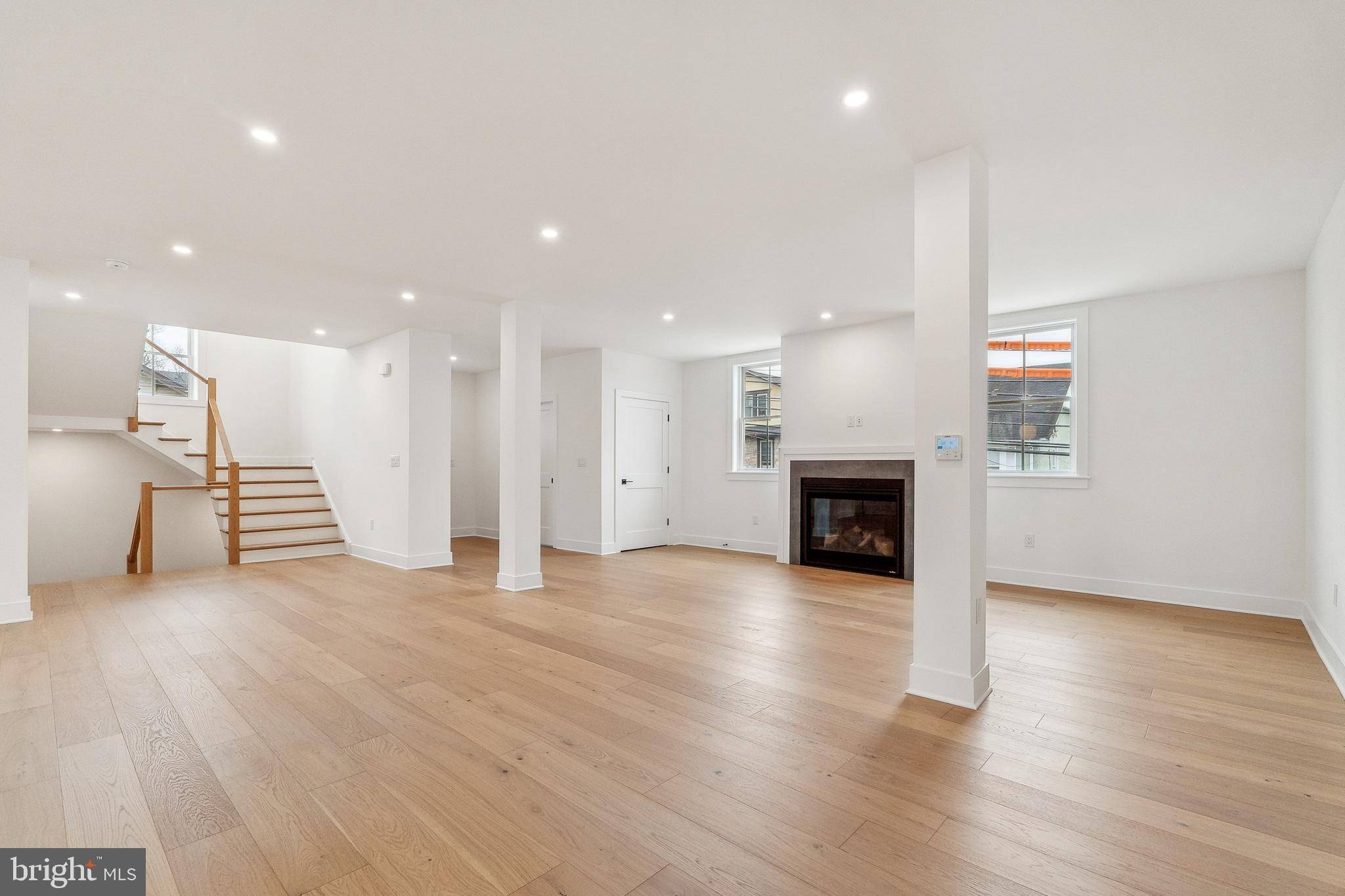 Ambler, PA 19002,25 NORTH RIDGE AVE #UNIT B
