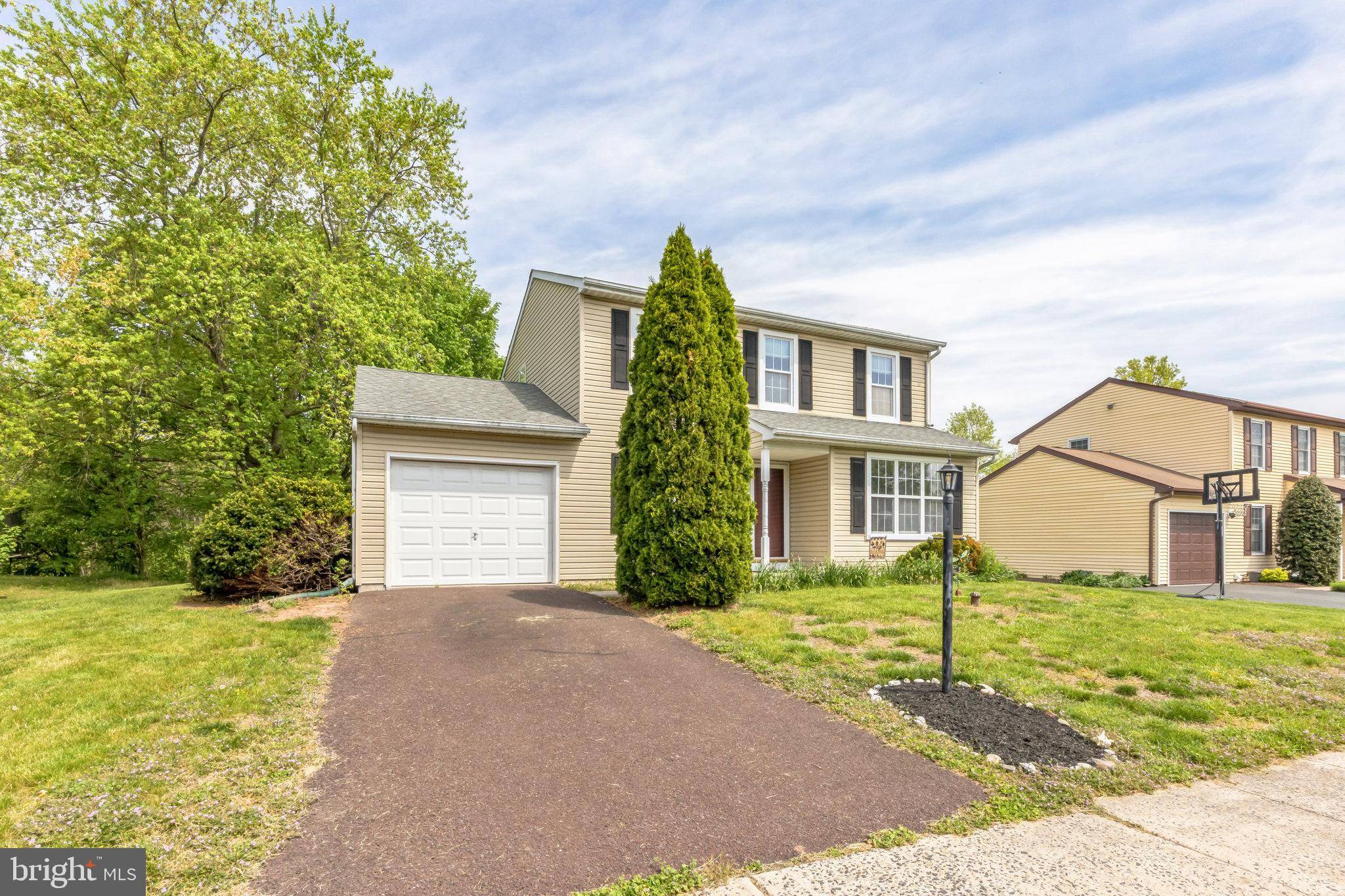 Harleysville, PA 19438,337 STORMFIELD DR