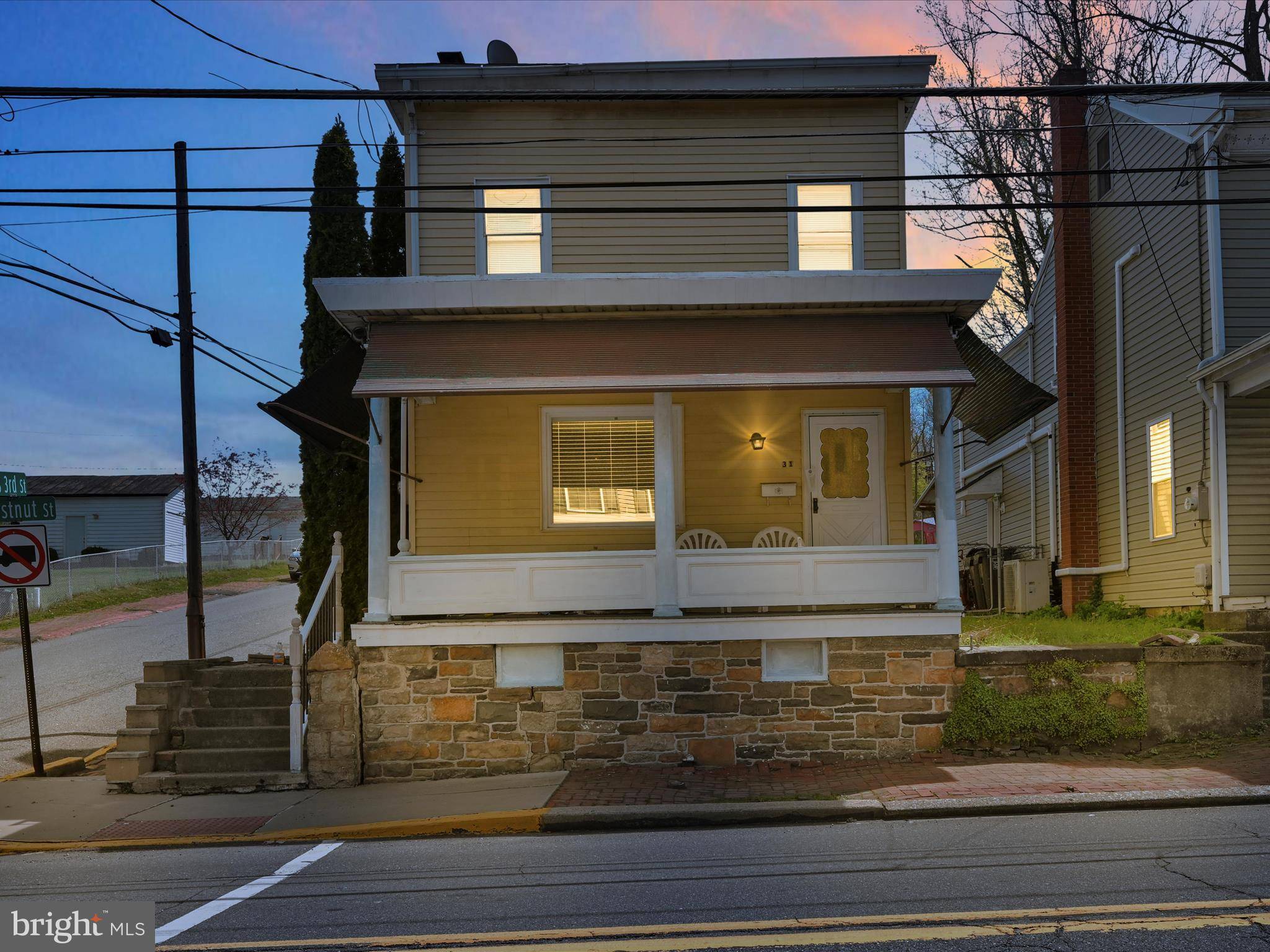 Cressona, PA 17929,31 CHESTNUT ST