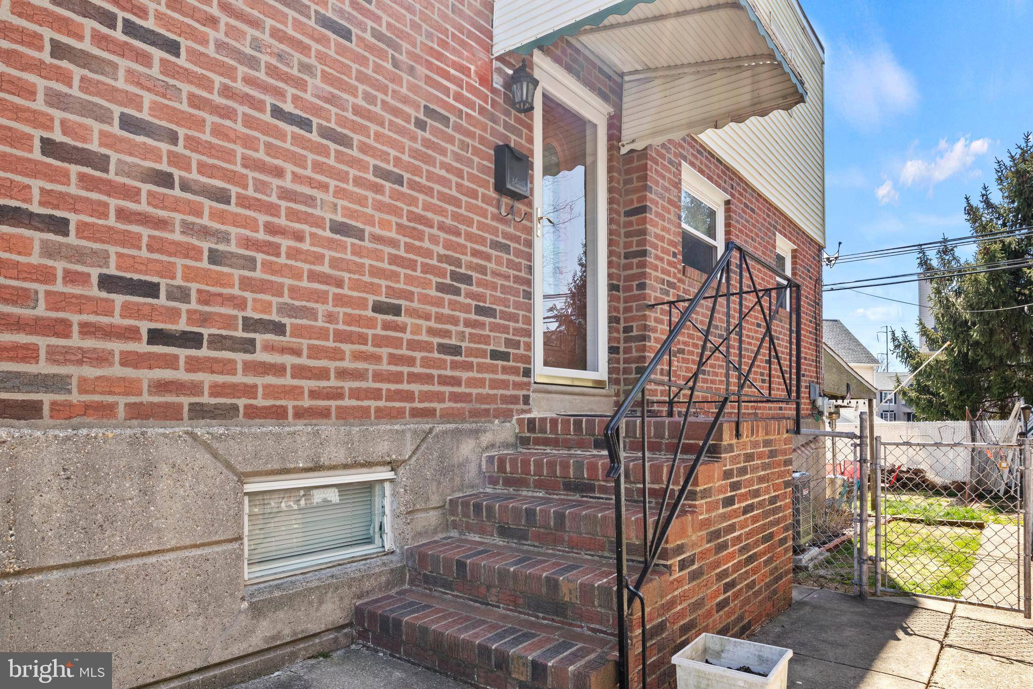 Philadelphia, PA 19111,1216 RIPLEY ST