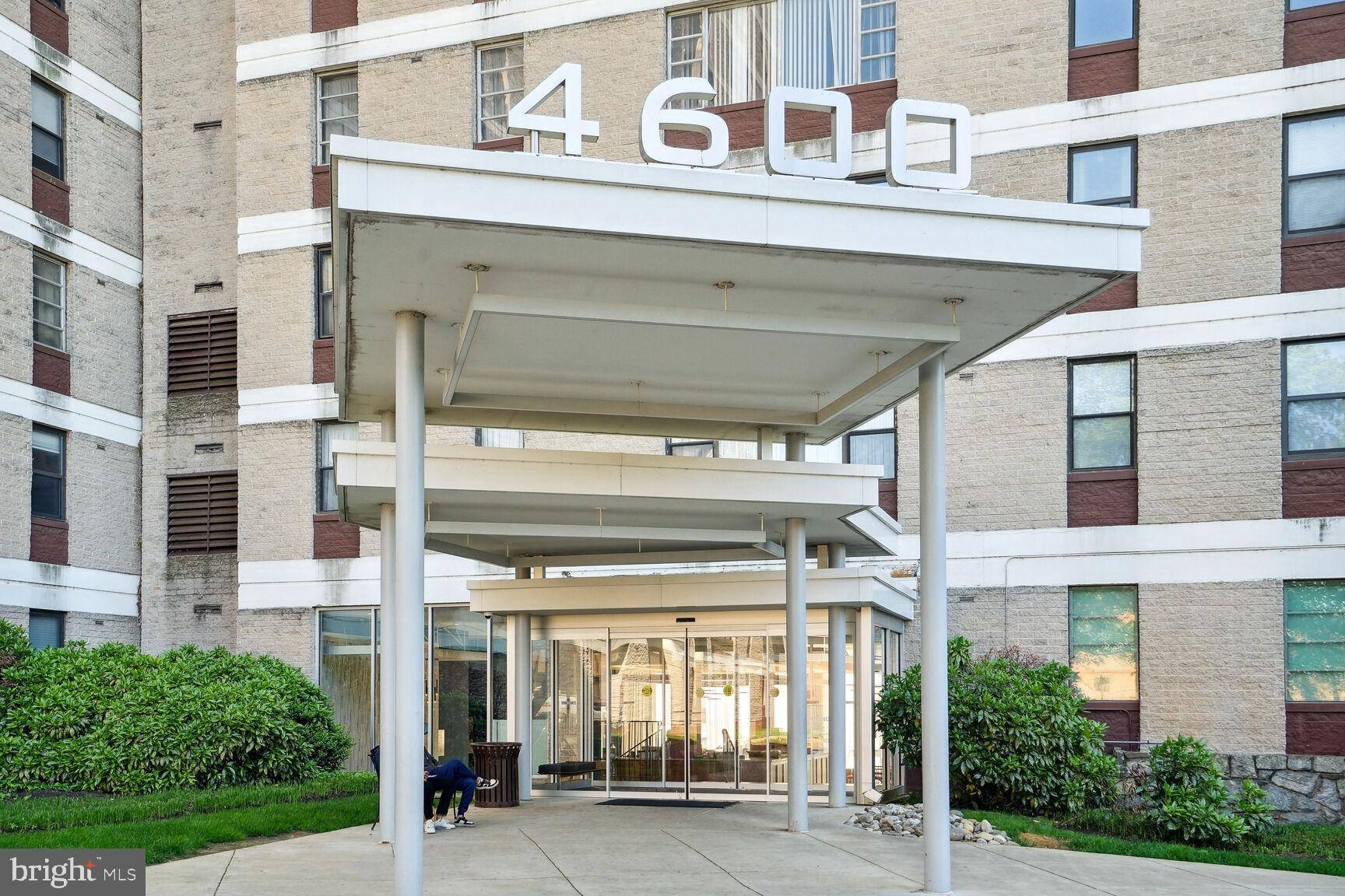 Alexandria, VA 22304,4600 DUKE ST #1217