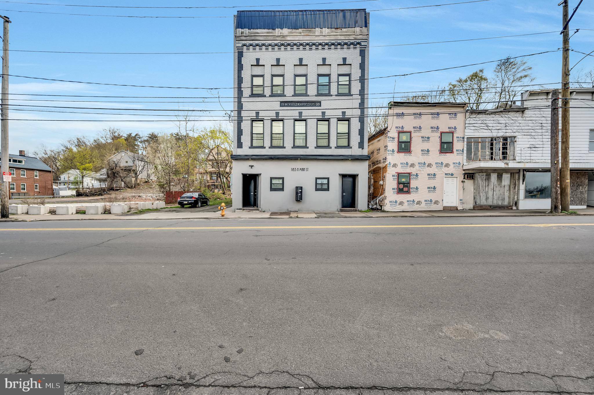 Pittston, PA 18640,183 N MAIN ST