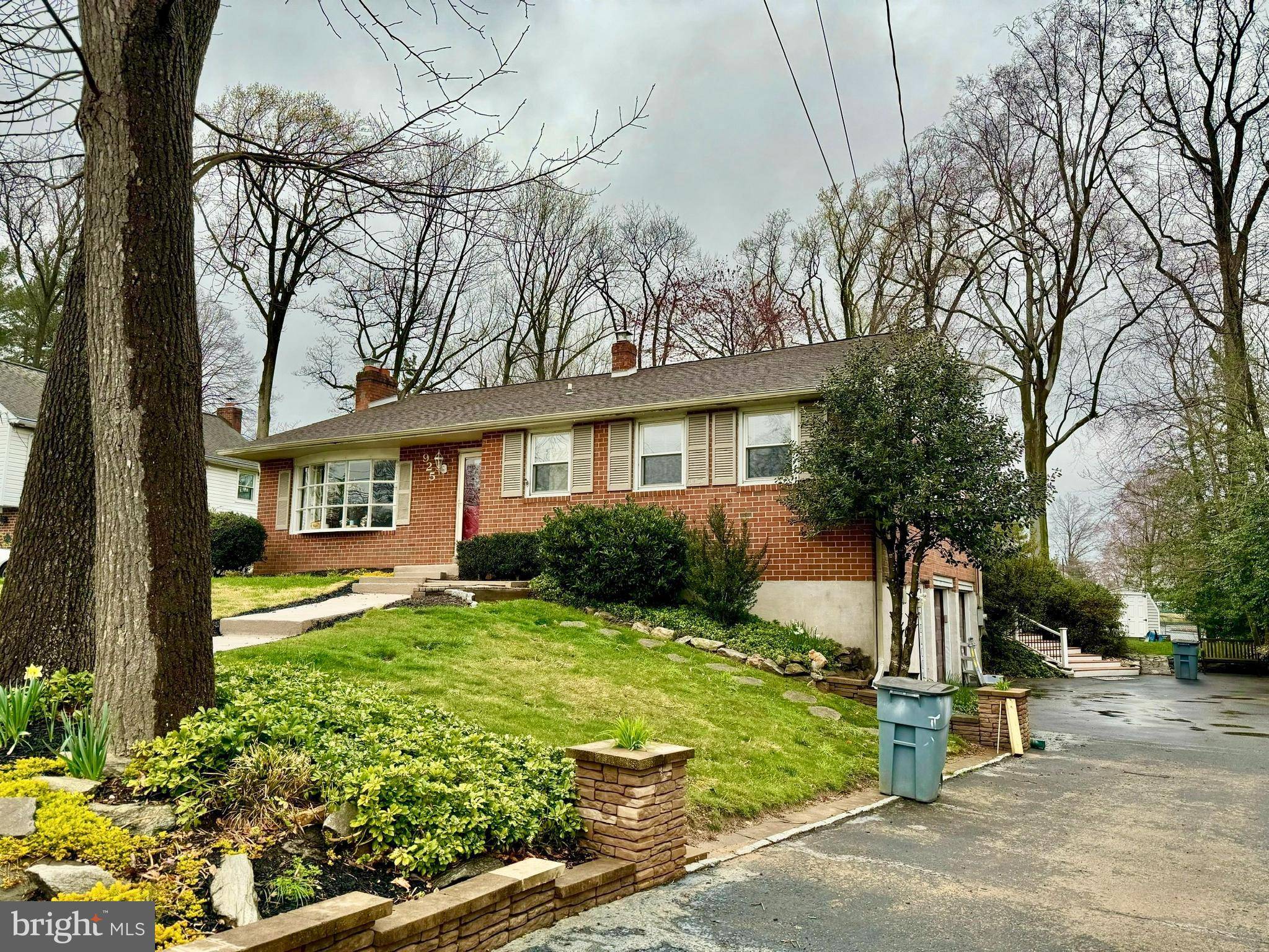 Springfield, PA 19064,925 EDWARDS DR