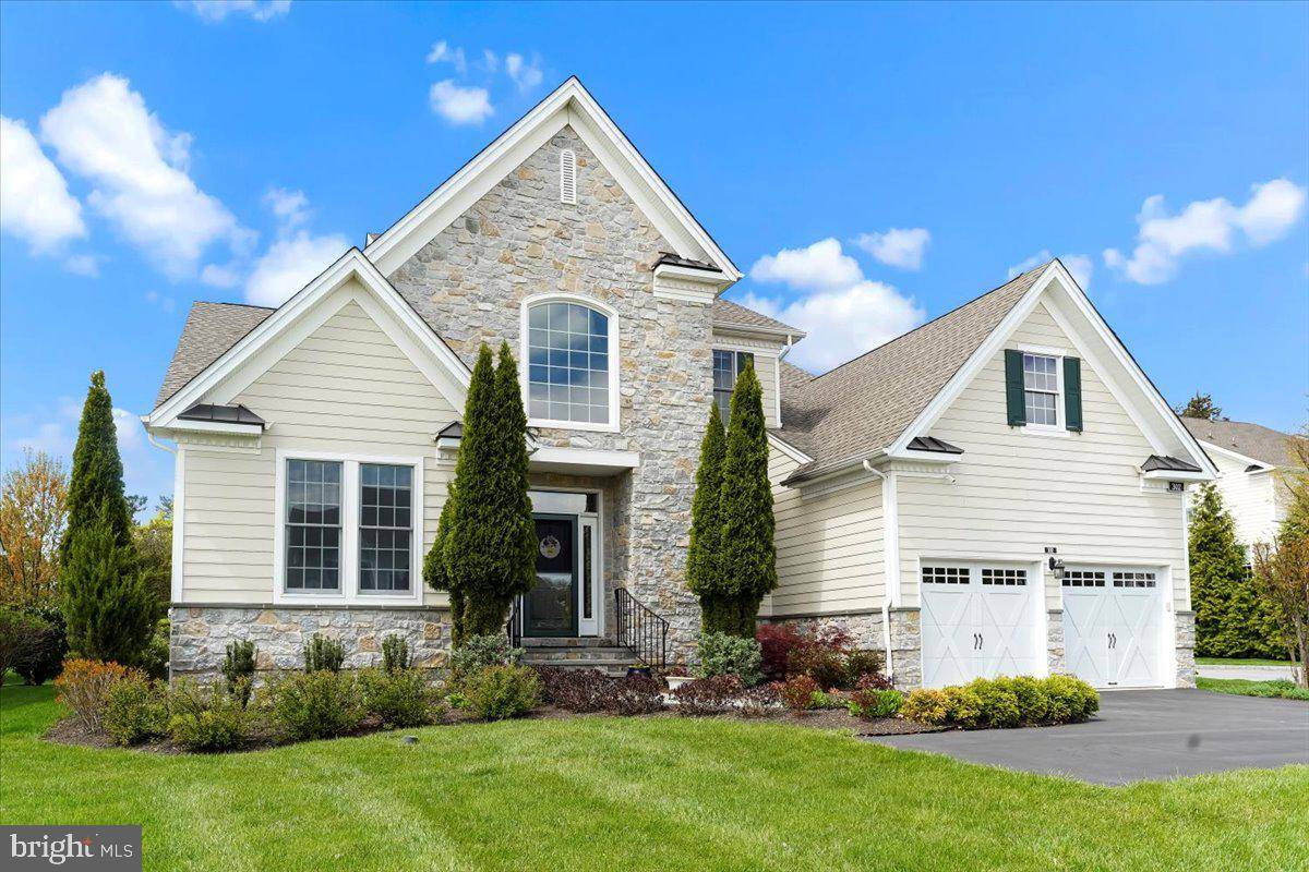 Newtown Square, PA 19073,302 PARK HILL LN