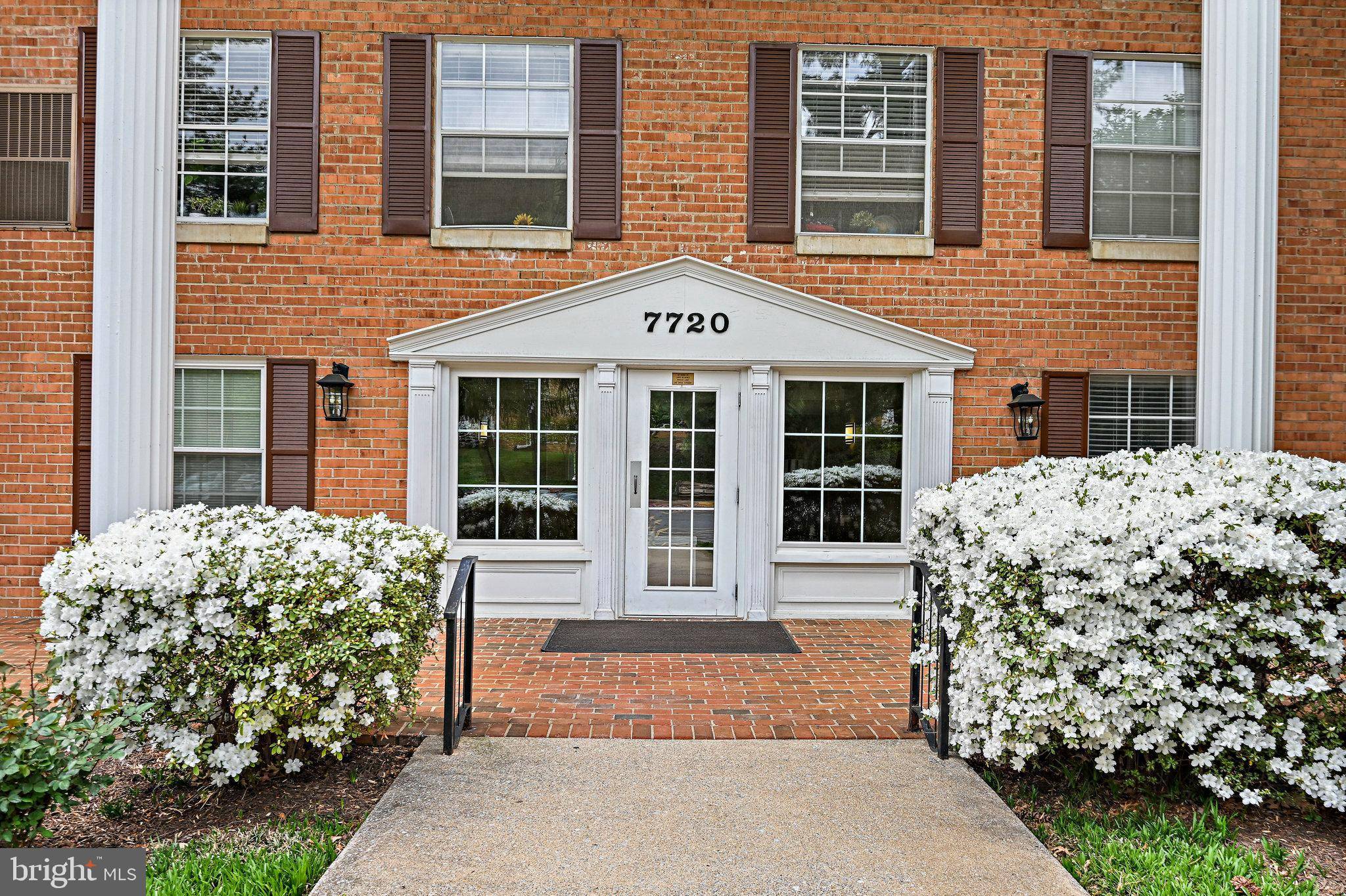 Mclean, VA 22102,7720 TREMAYNE PL #310