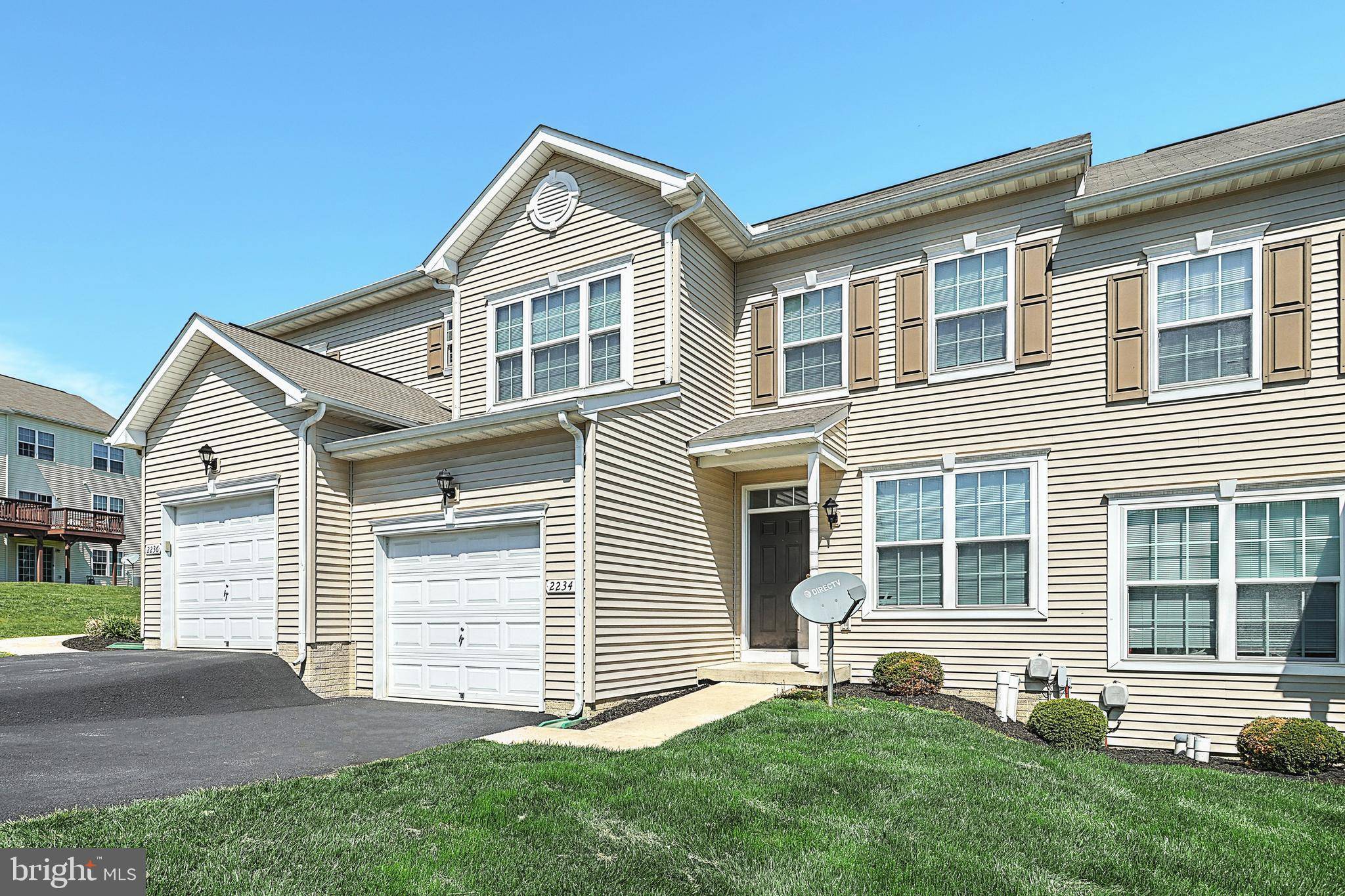 York, PA 17406,2234 LIVE OAK LN #2234