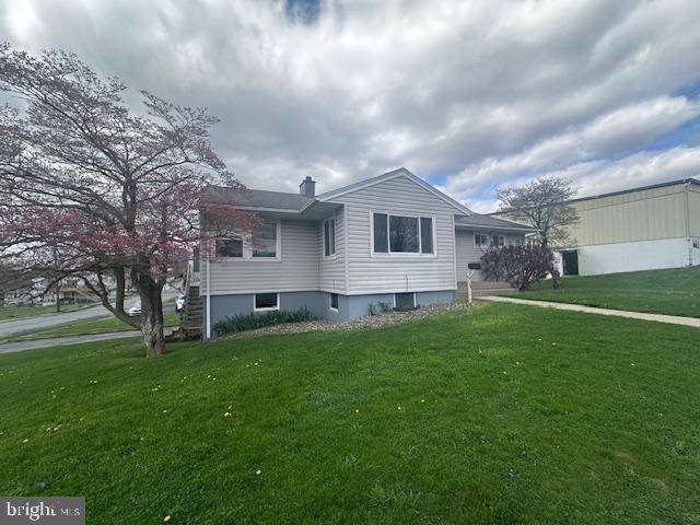 Roaring Spring, PA 16673,901 WALNUT