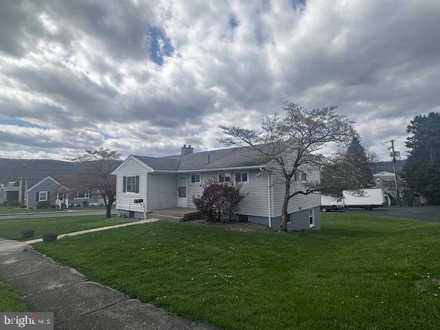 Roaring Spring, PA 16673,901 WALNUT