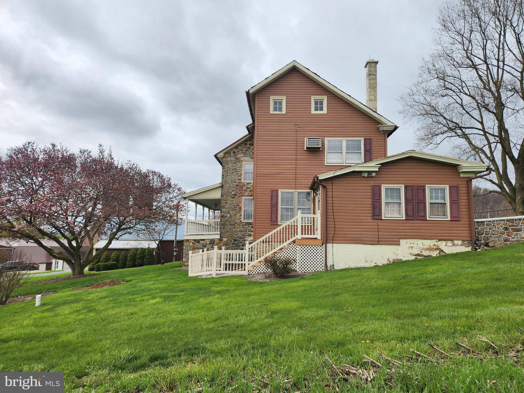 Quarryville, PA 17566,1041 VALLEY RD