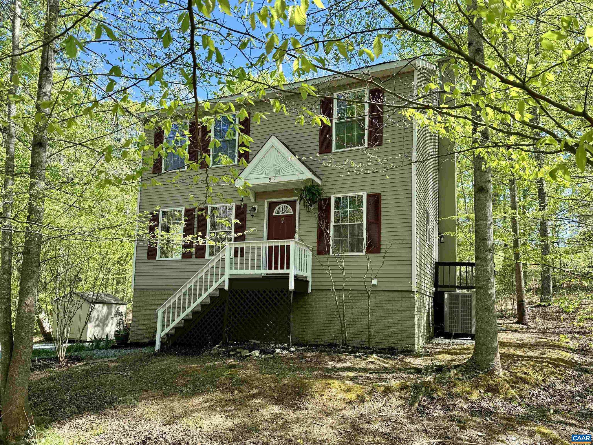 Palmyra, VA 22963,95 RIVERSIDE DR