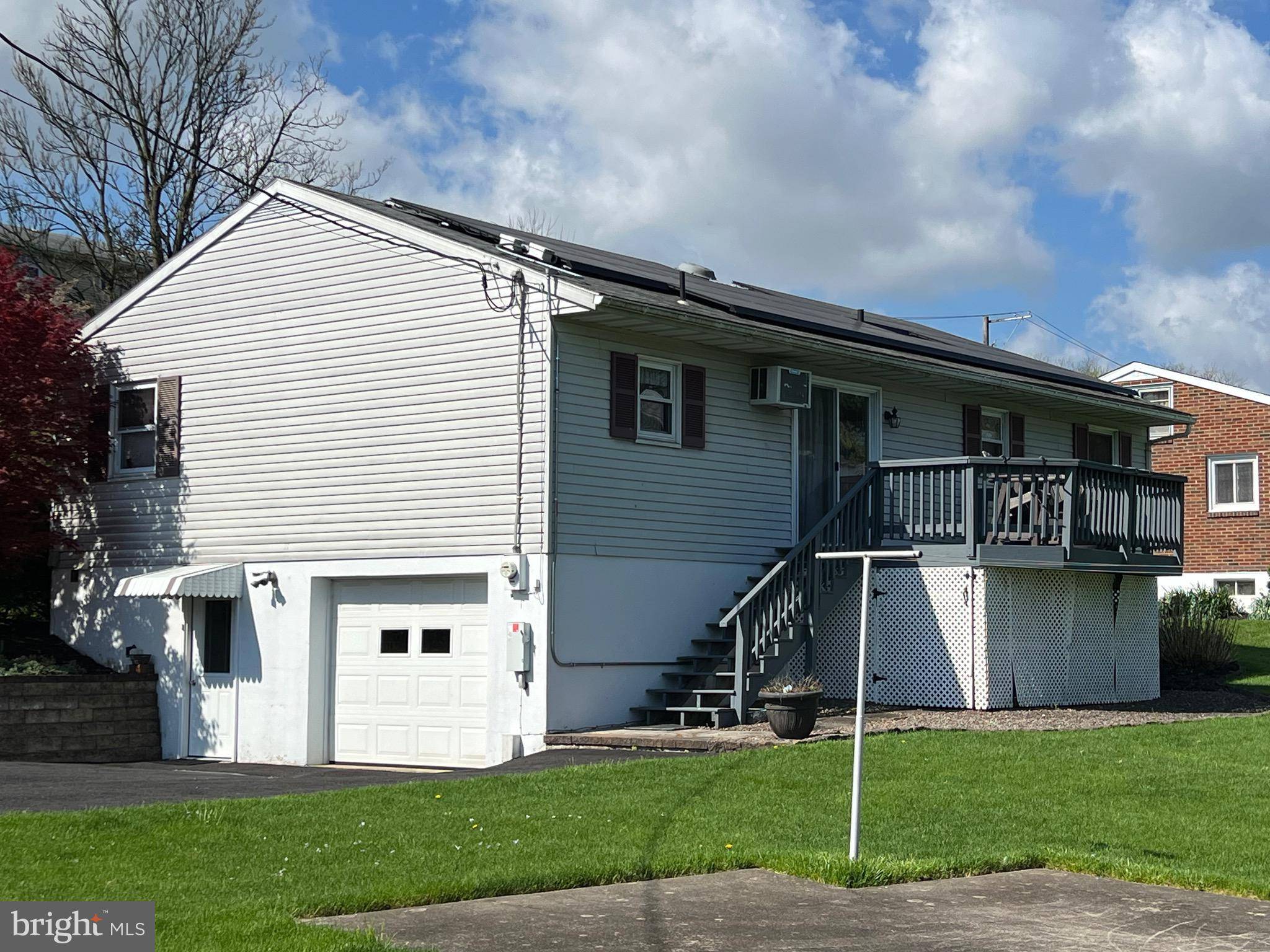 Womelsdorf, PA 19567,11 E JEFFERSON ST