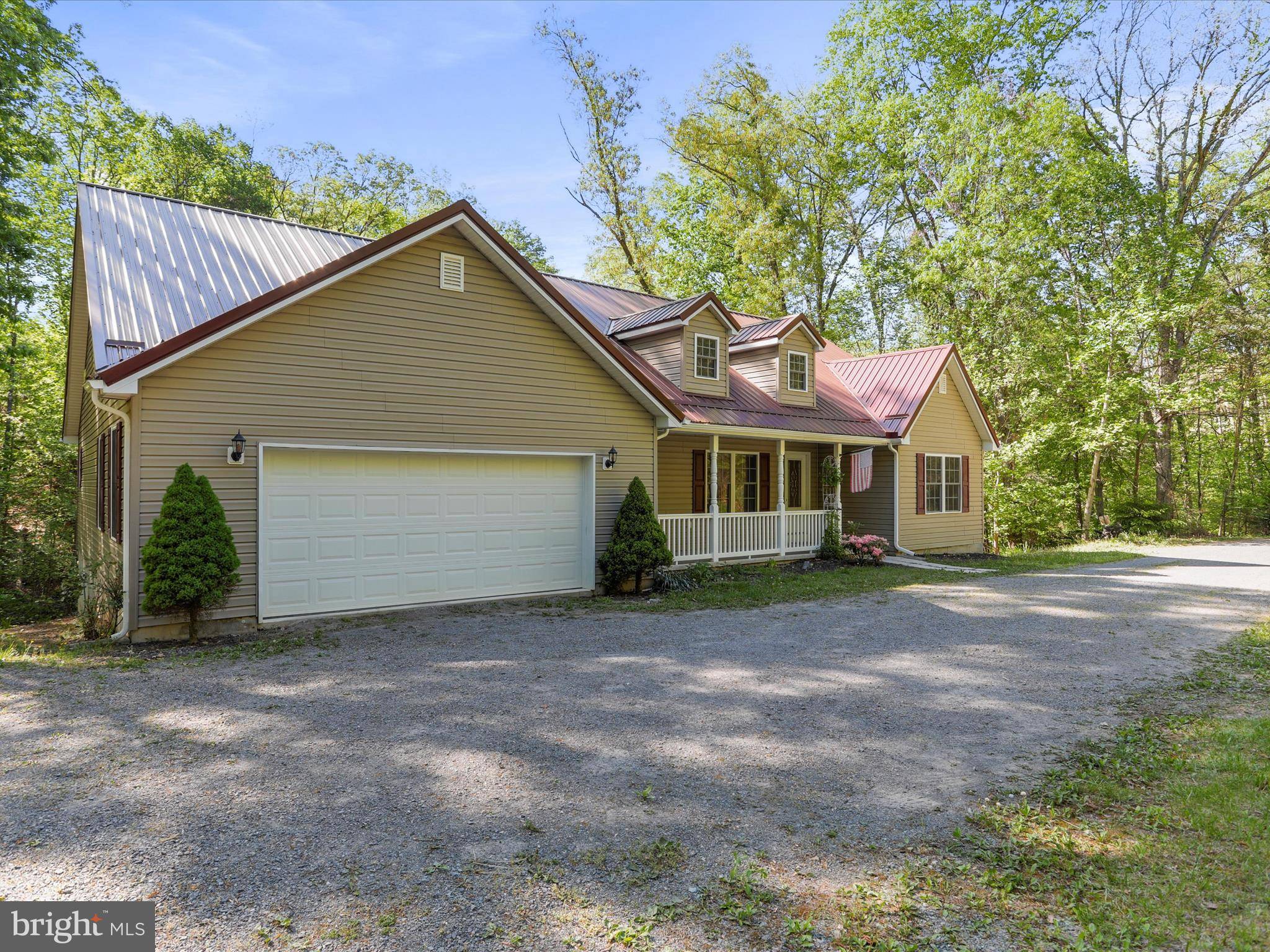 Berkeley Springs, WV 25411,638 LITTLE CREEK TRL