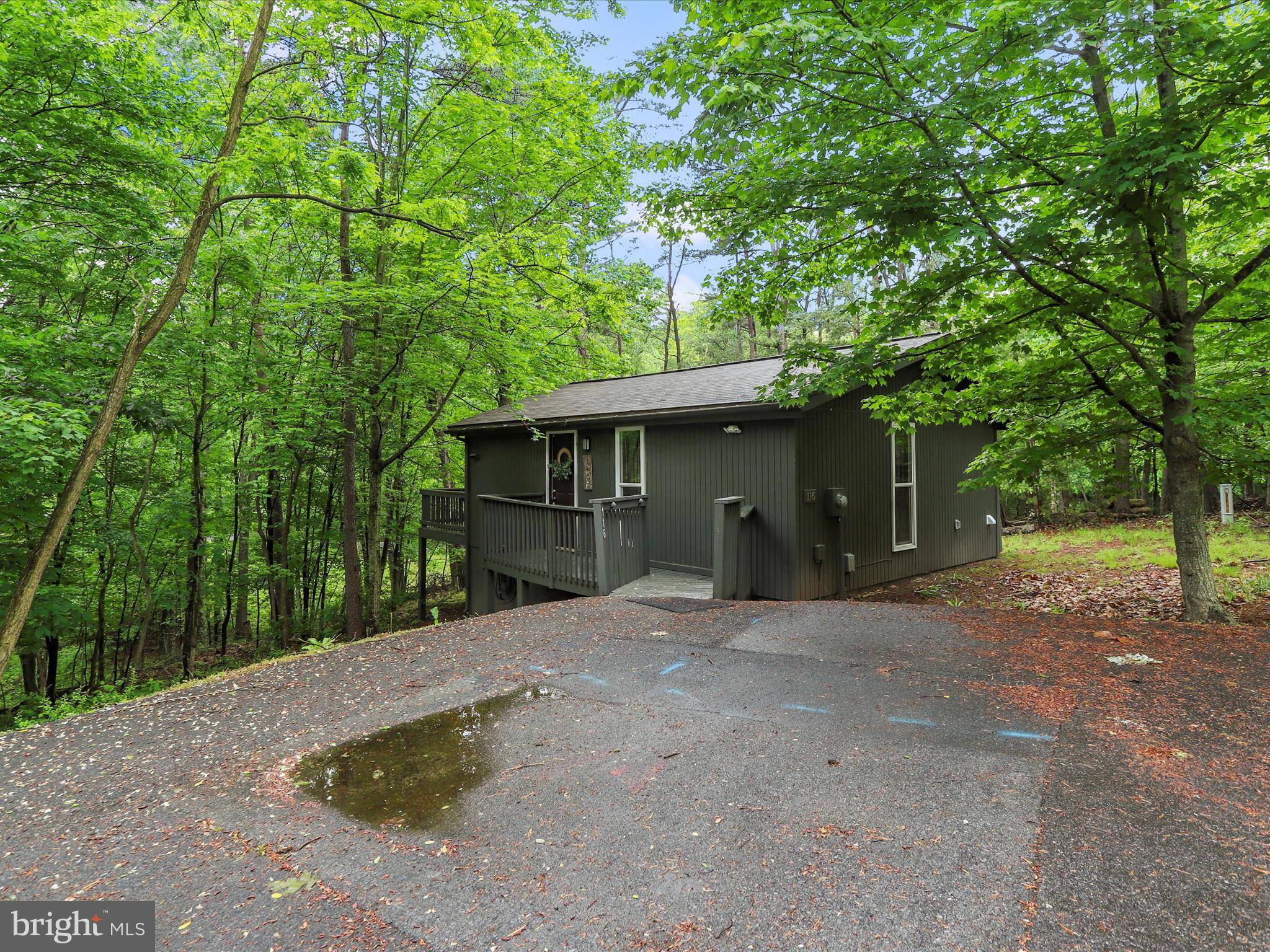 Hedgesville, WV 25427,116 CONIFER LN