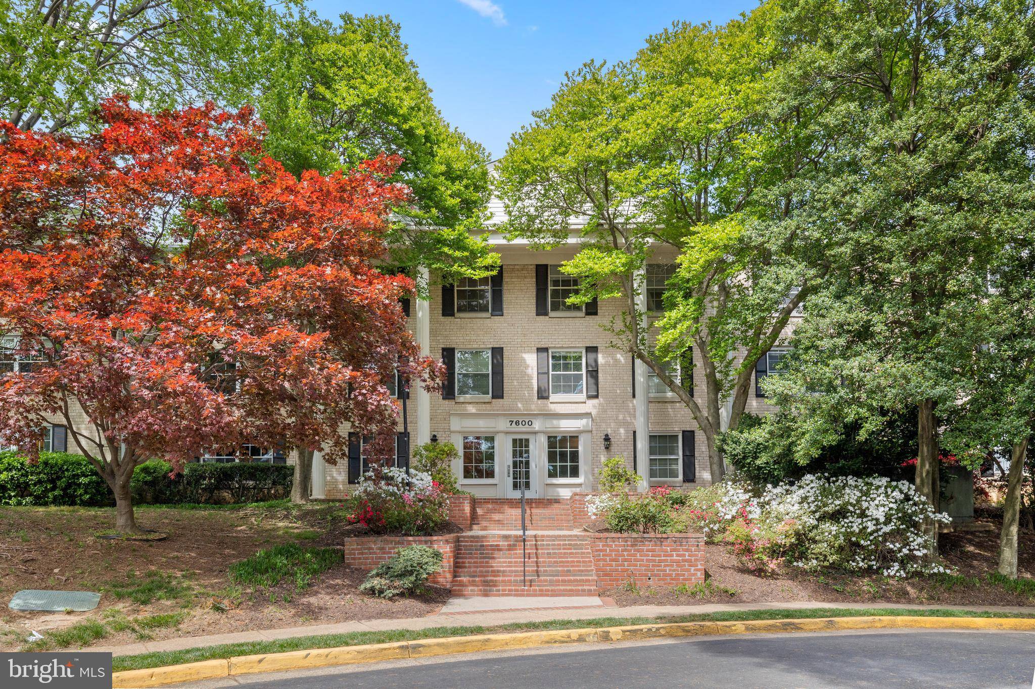 Mclean, VA 22102,7600 TREMAYNE PL #103