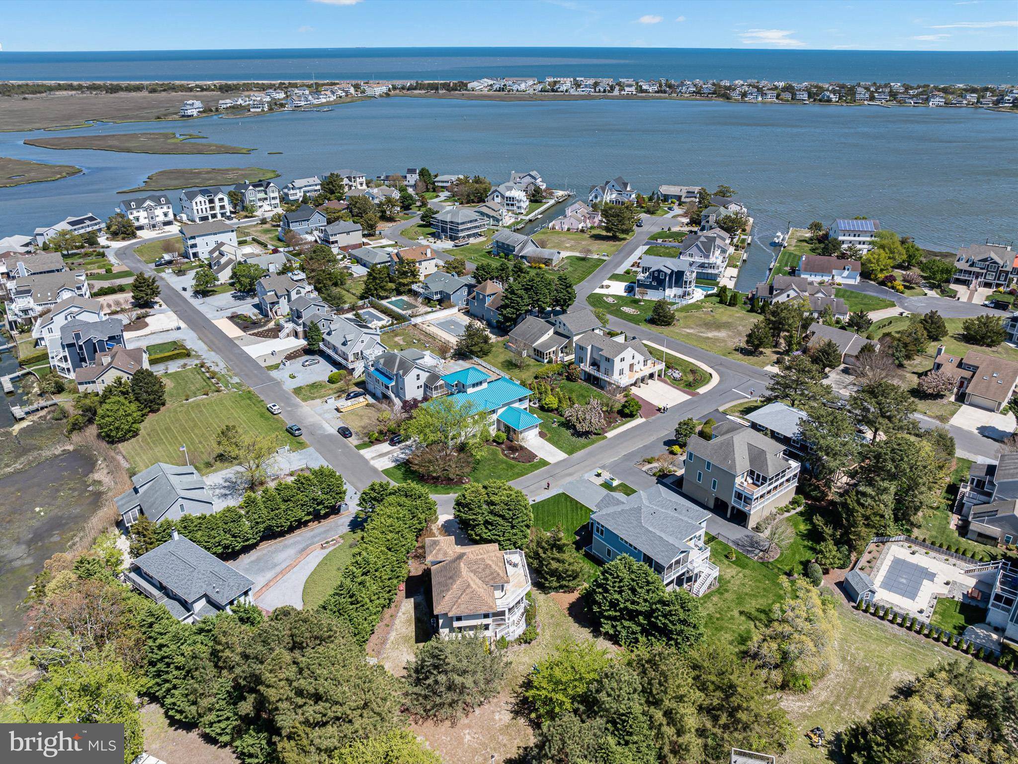 Ocean View, DE 19970,39078 BAYFRONT DR