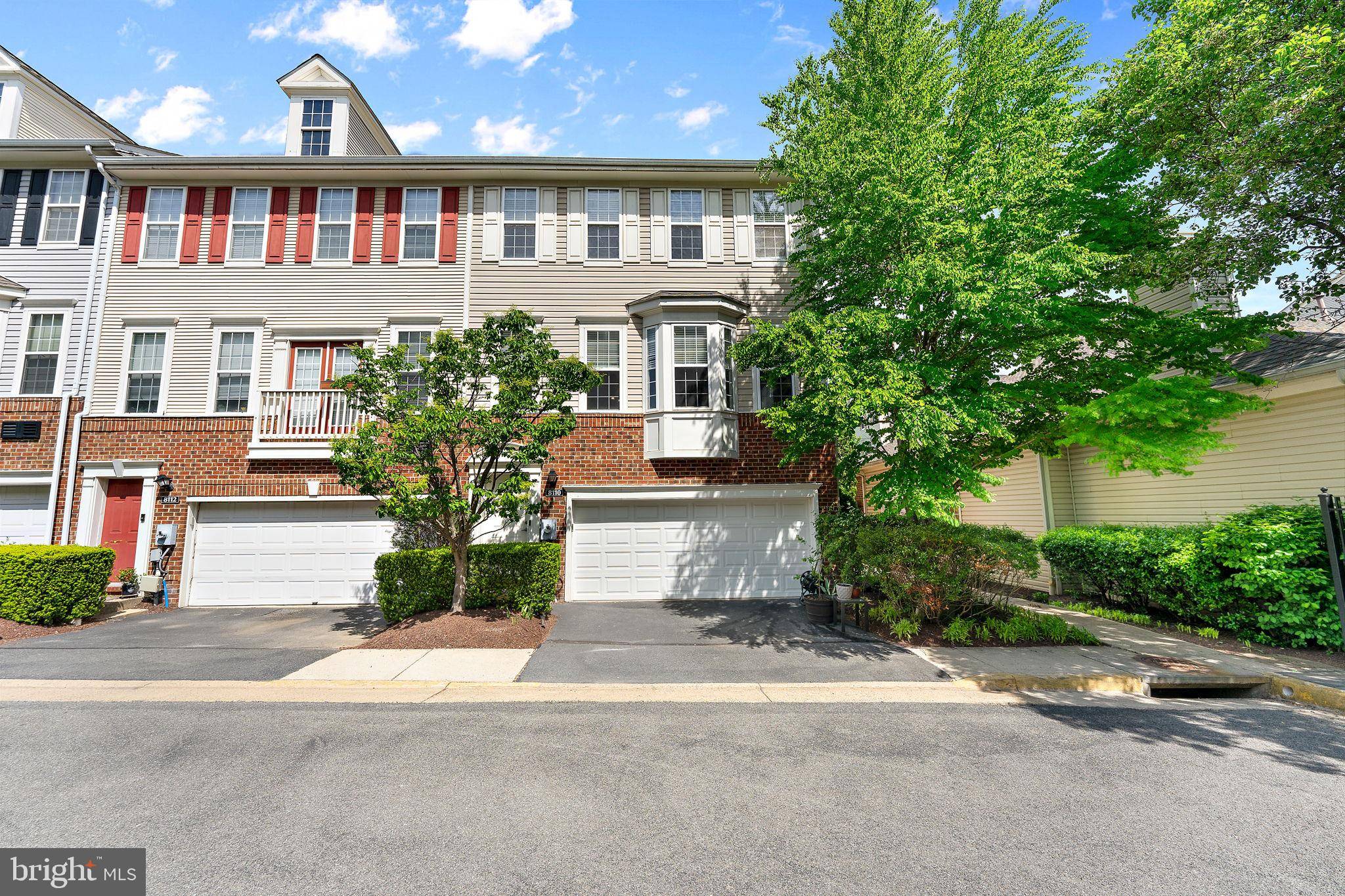 Falls Church, VA 22042,8110 ANNA CT #13