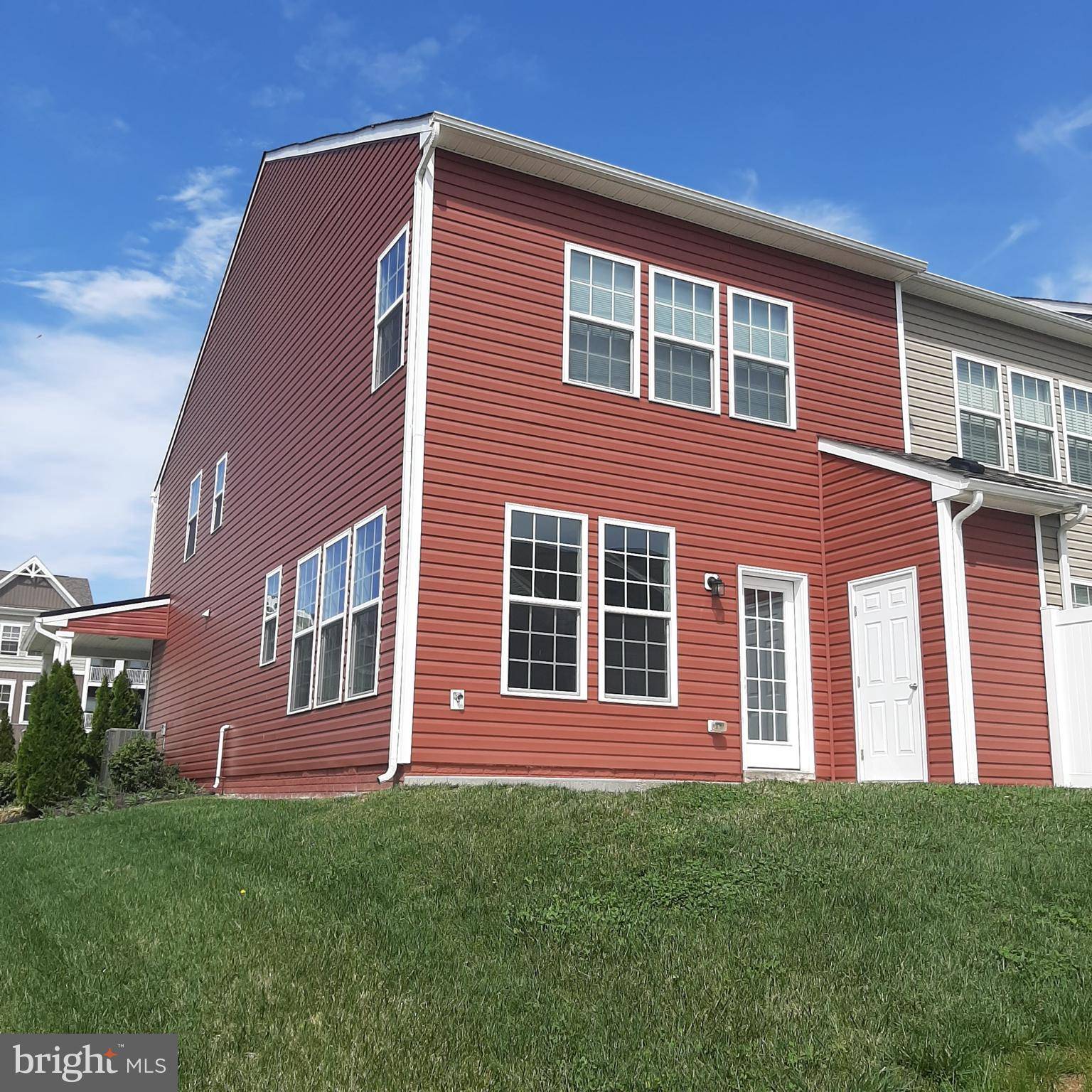 Falling Waters, WV 25419,138 CHARTERHOUSE ST