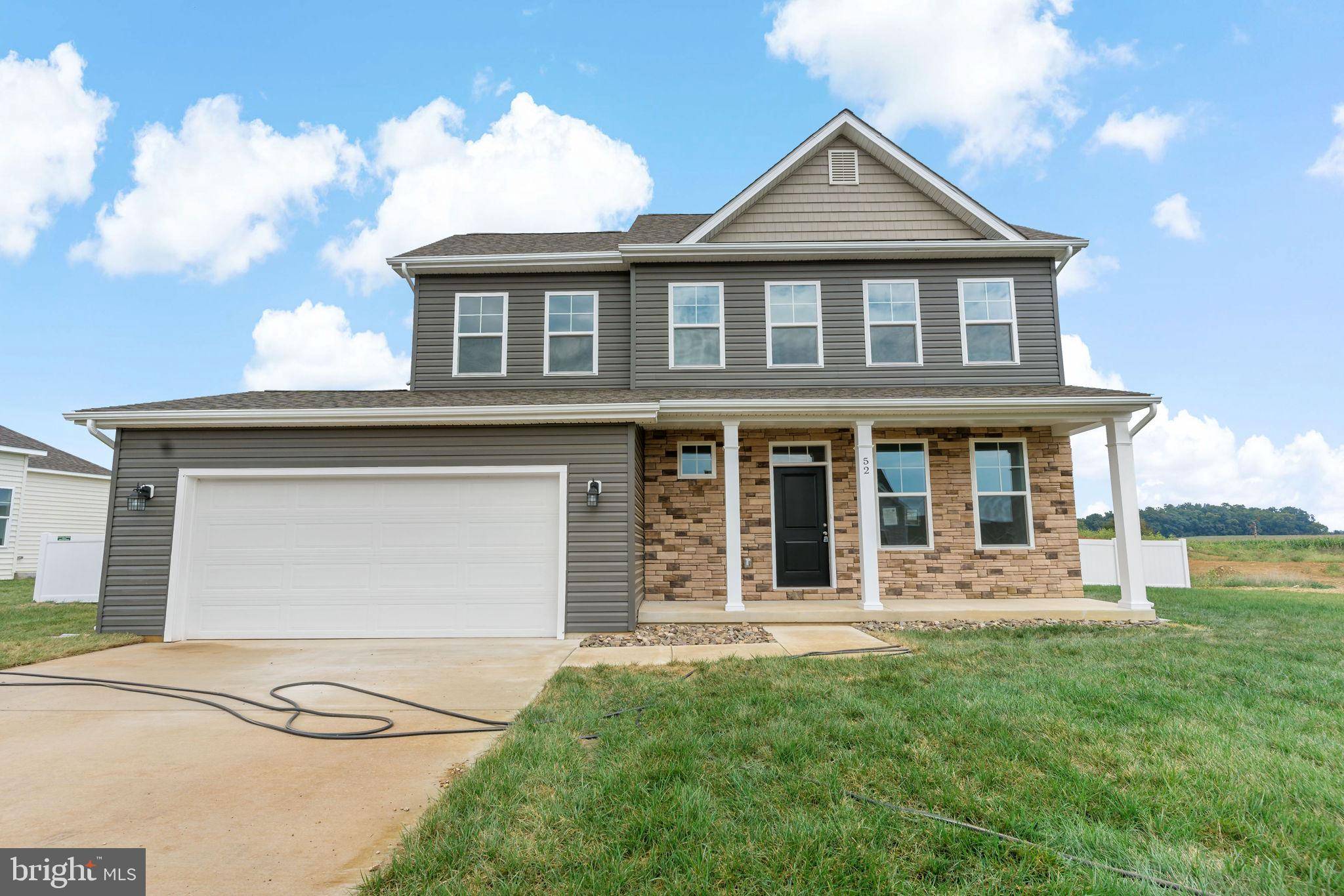 Martinsburg, WV 25403,52 SANTIAGO CIR