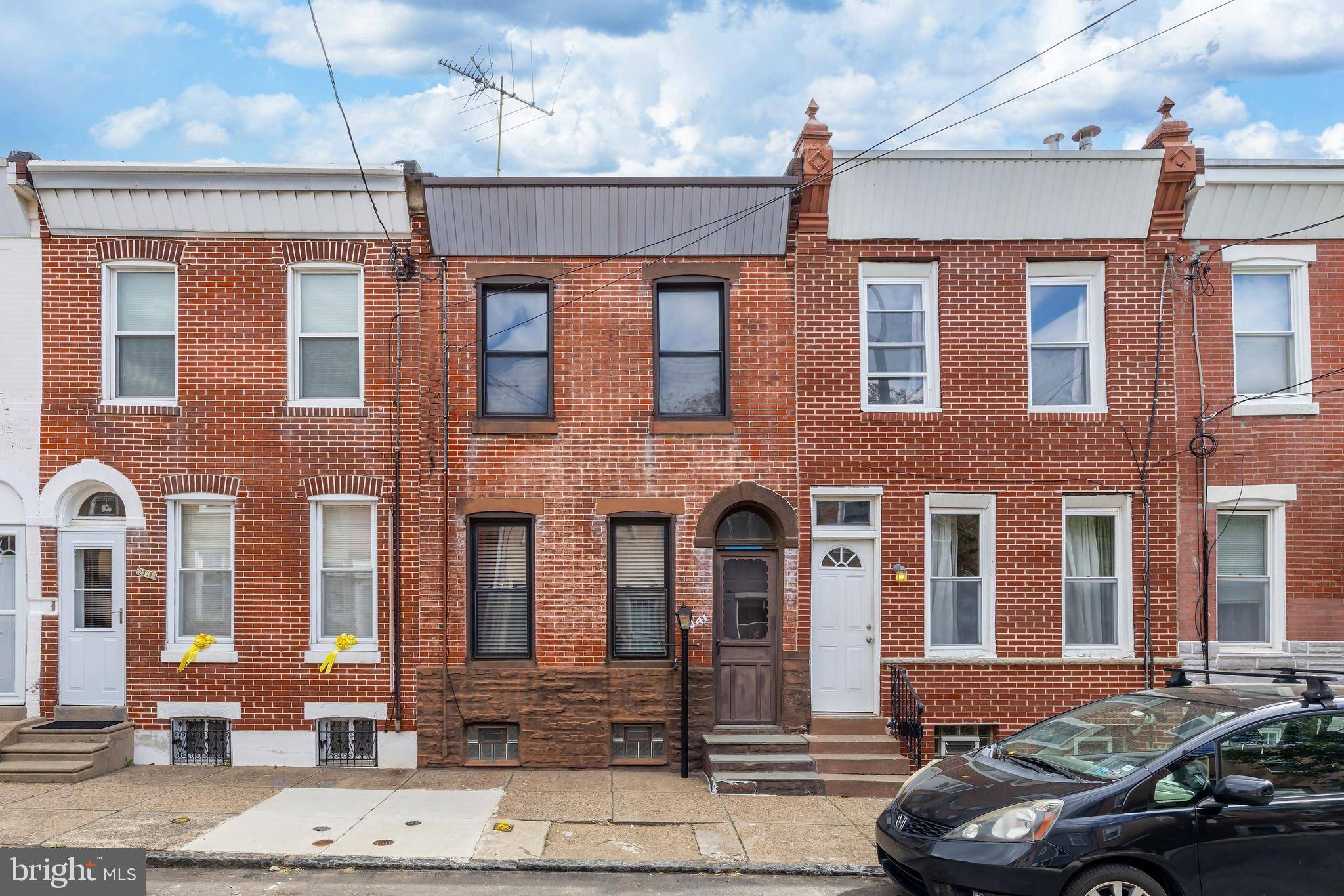 Philadelphia, PA 19125,2341 E HAZZARD ST